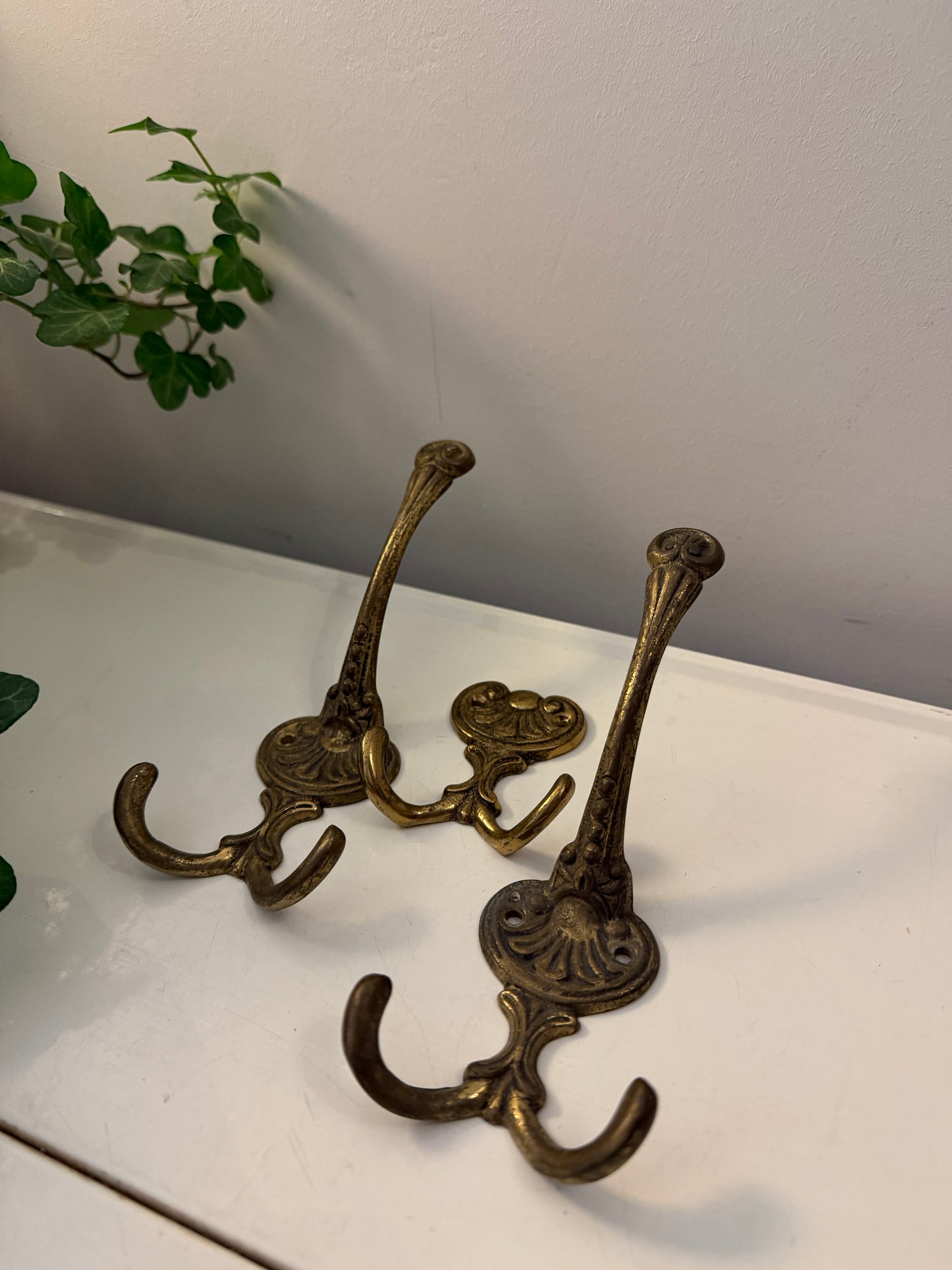 Set van 3 messing wandhaken
