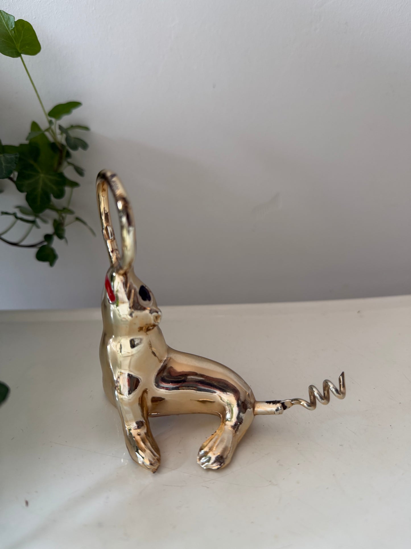 Flessenopener met kurkentrekker in de vorm van een zeehondje