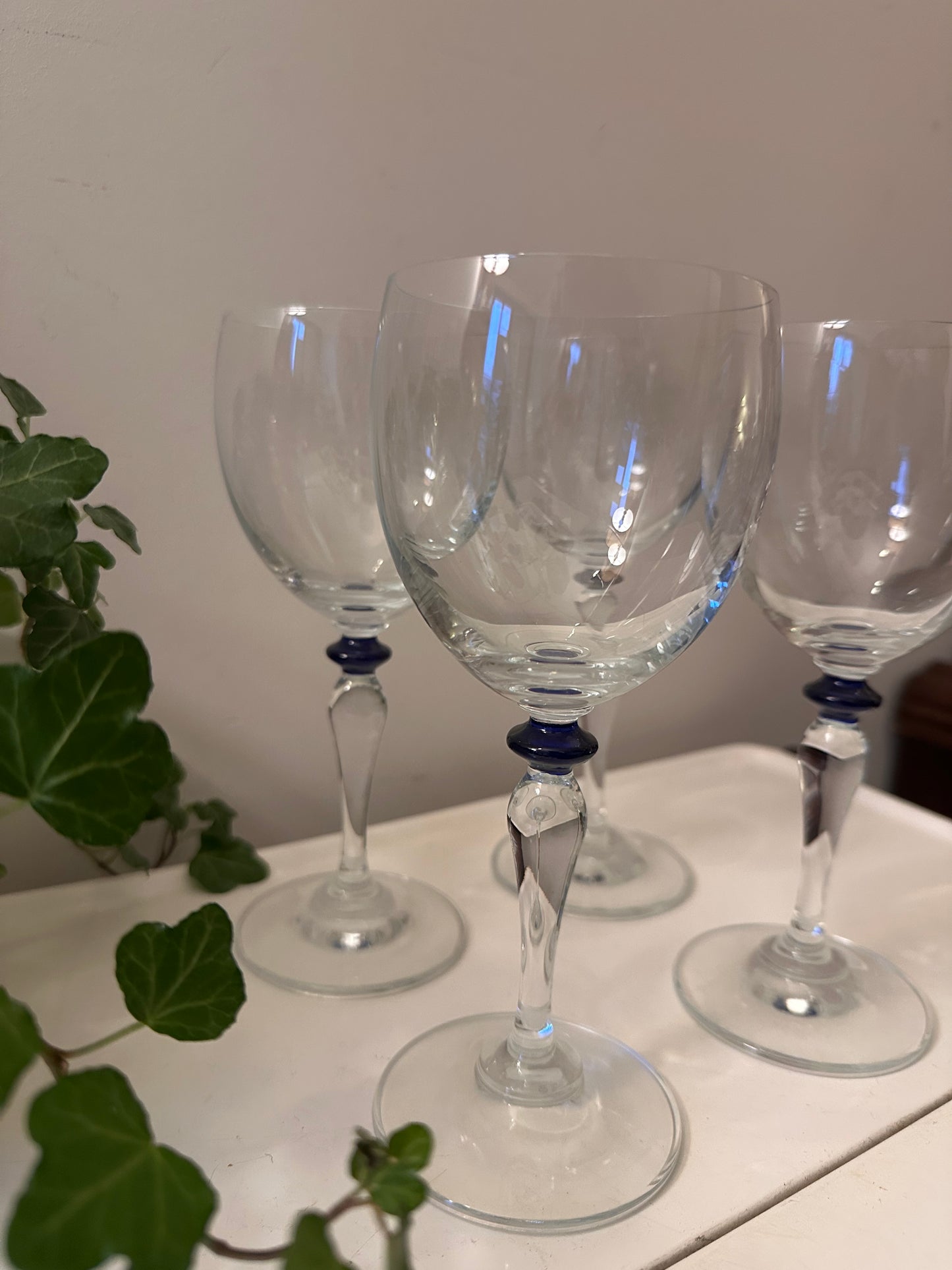 Set van 4 kristallen wijnglazen