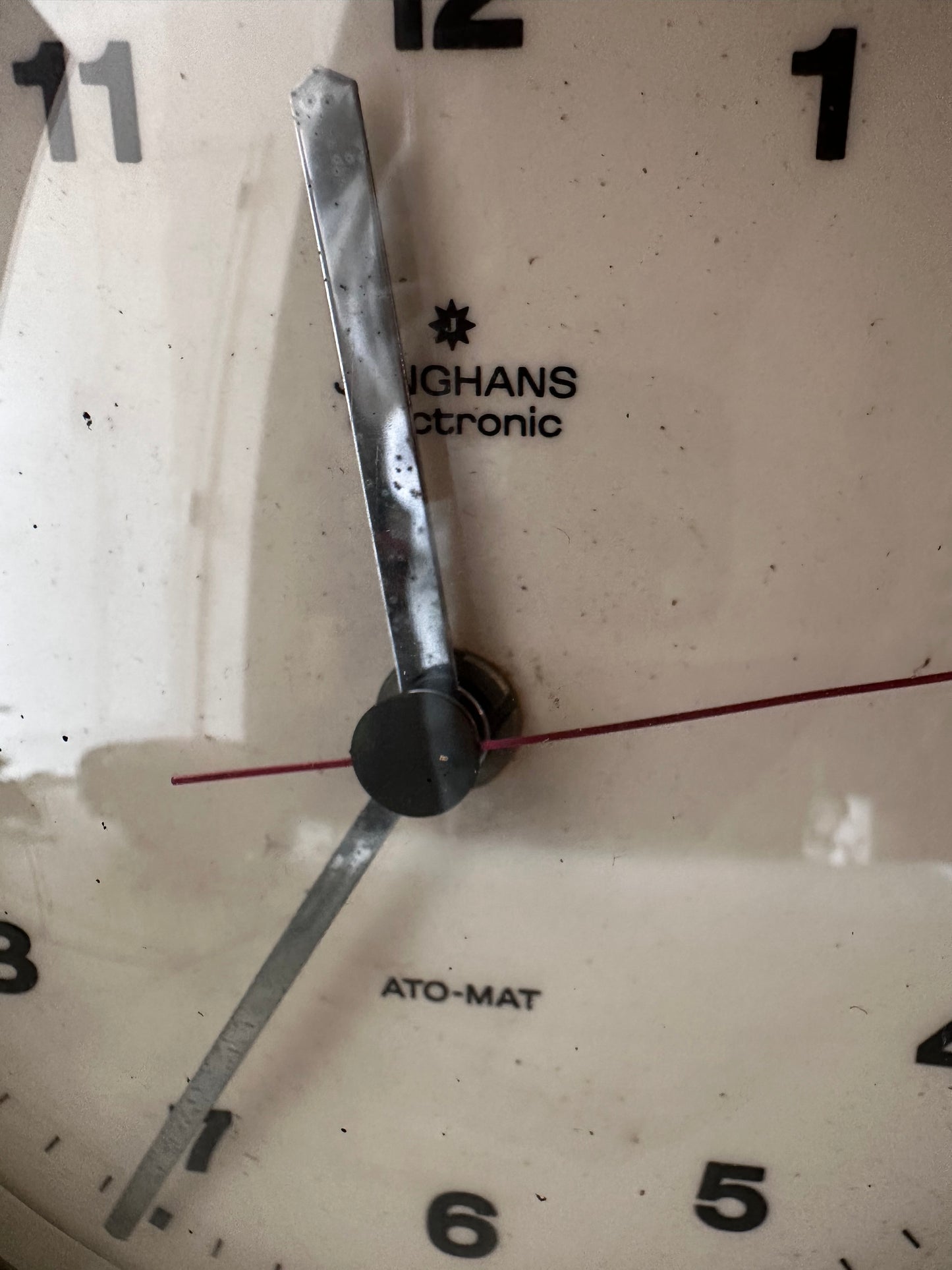 Junghaus jaren 60 keramische wandklok