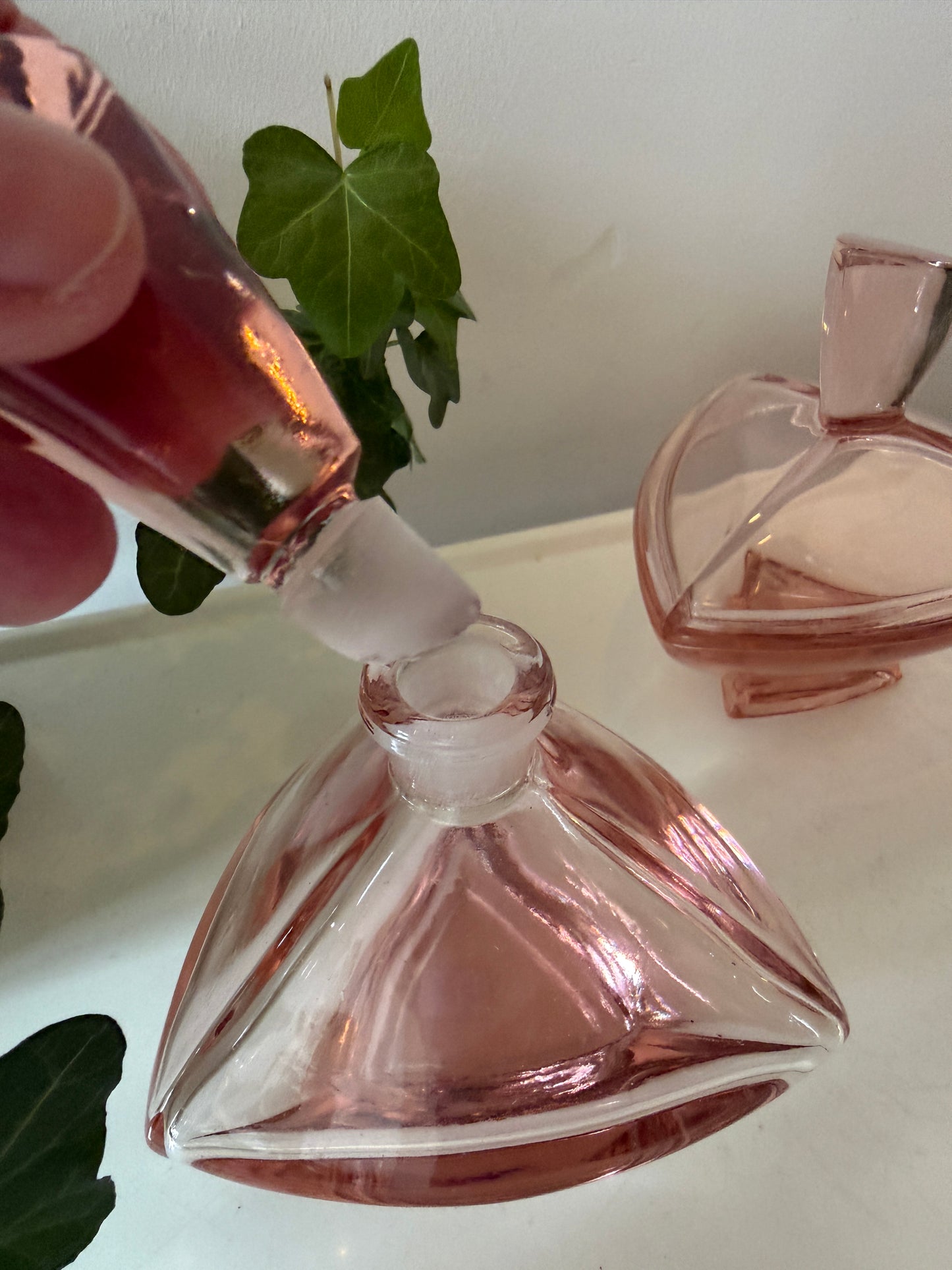 Art Deco set roze glas