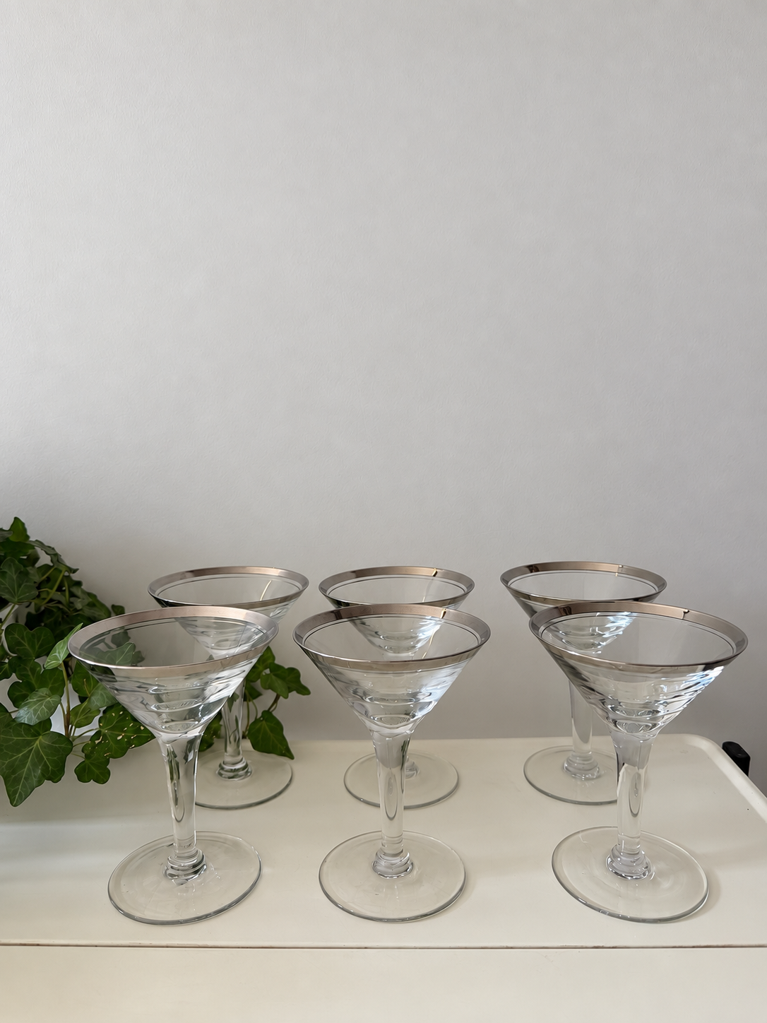 Mid Century cocktailglazen met zilverkleurige rand