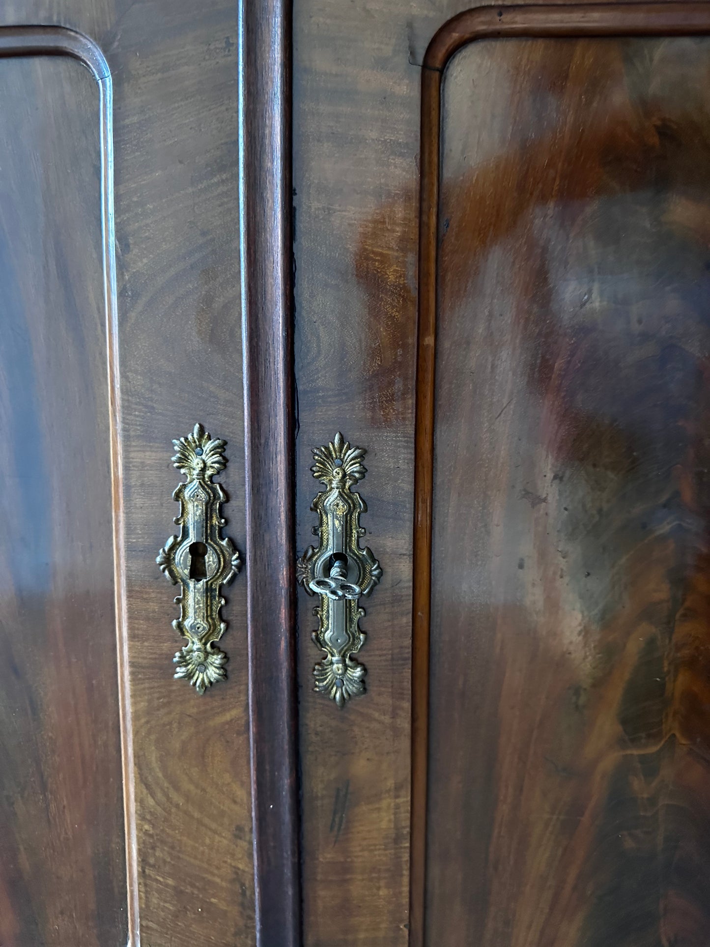 Vintage mahonie houten kastje