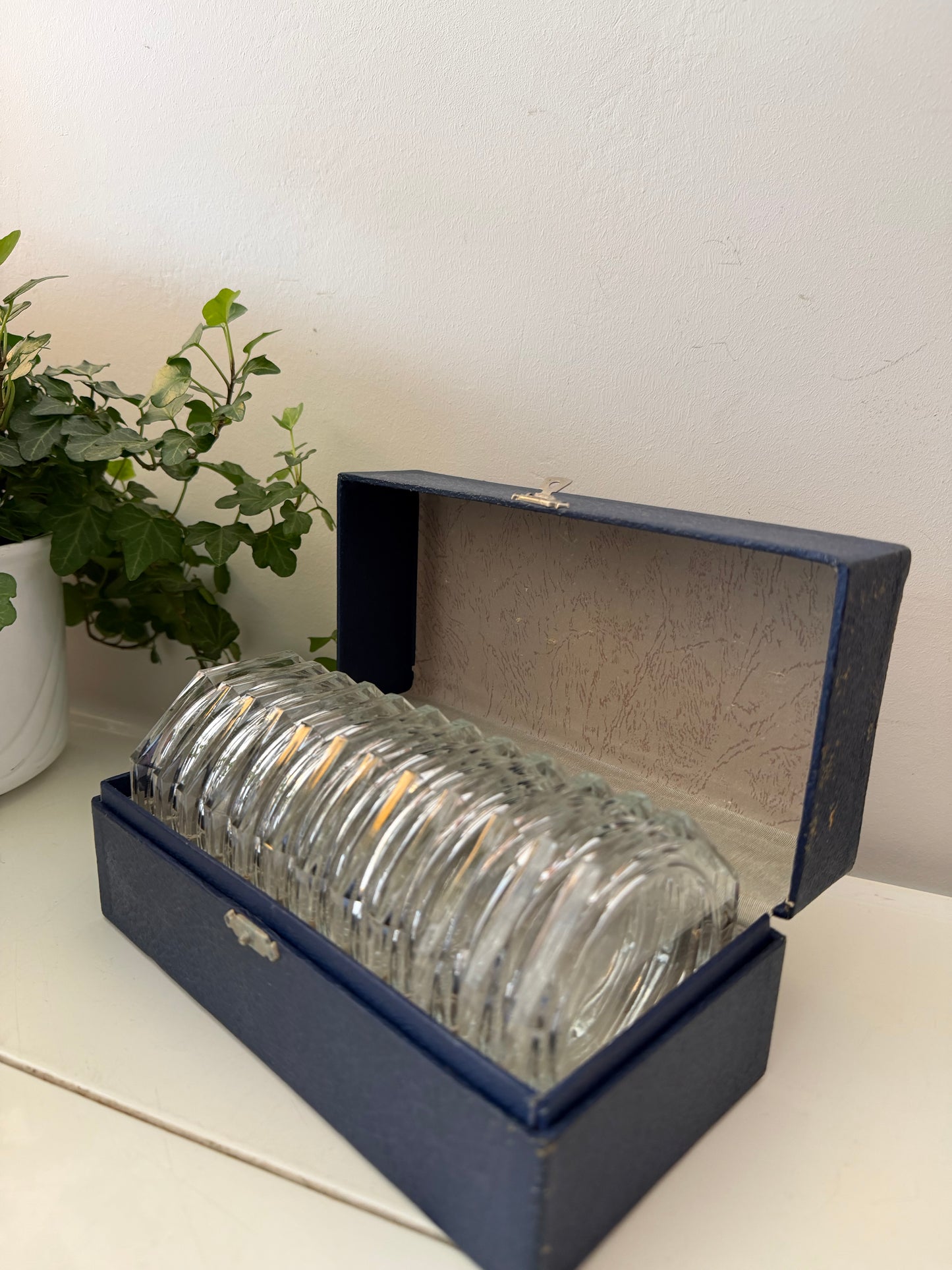 Set kristallen onderzetters in cassette
