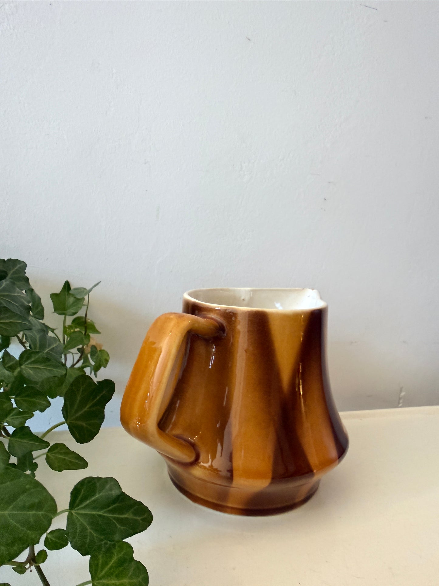 Bunzlauer keramieken schenkkan jaren 20/30 art deco