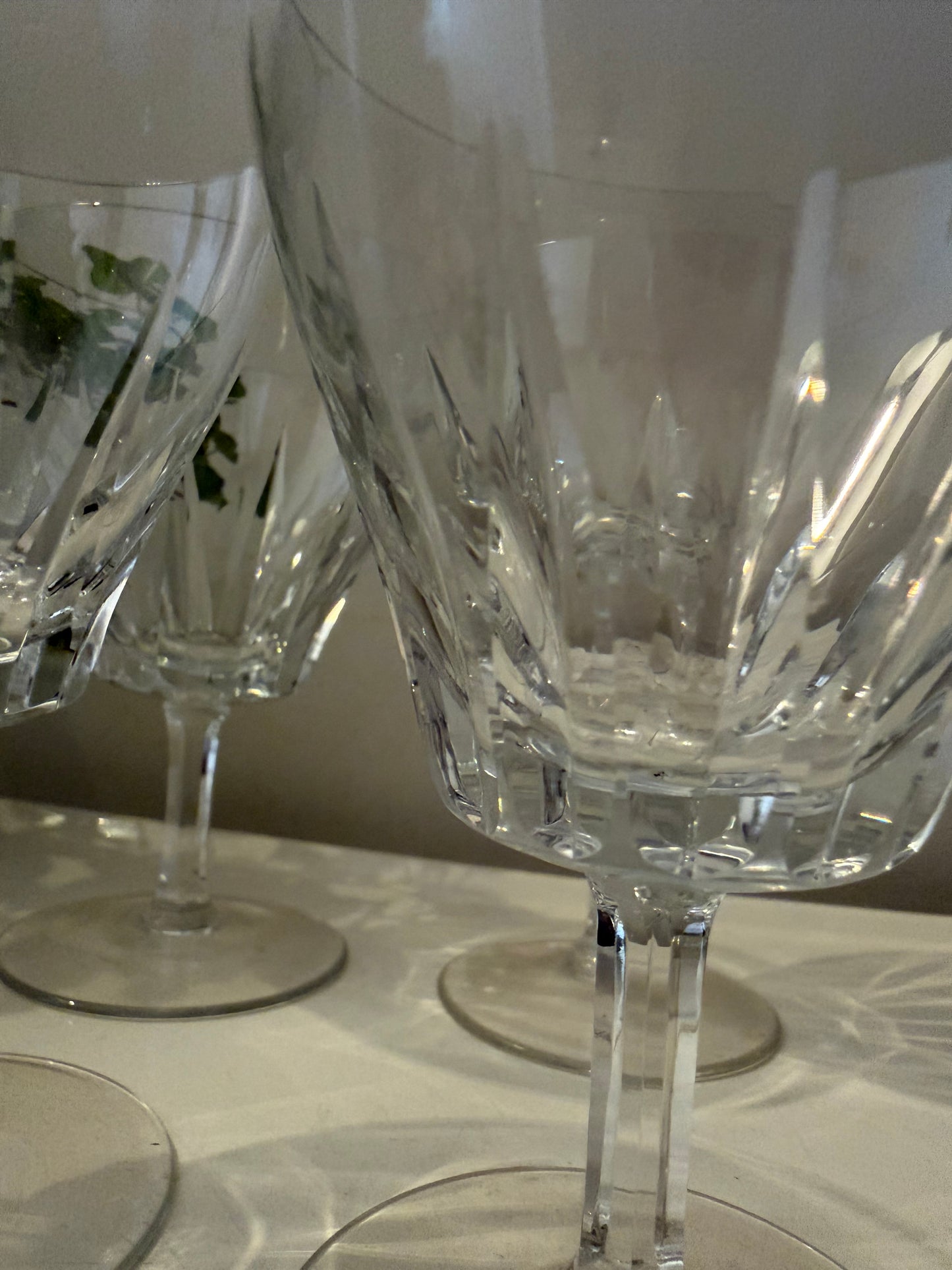 Set van 4 kristallen wijnglazen