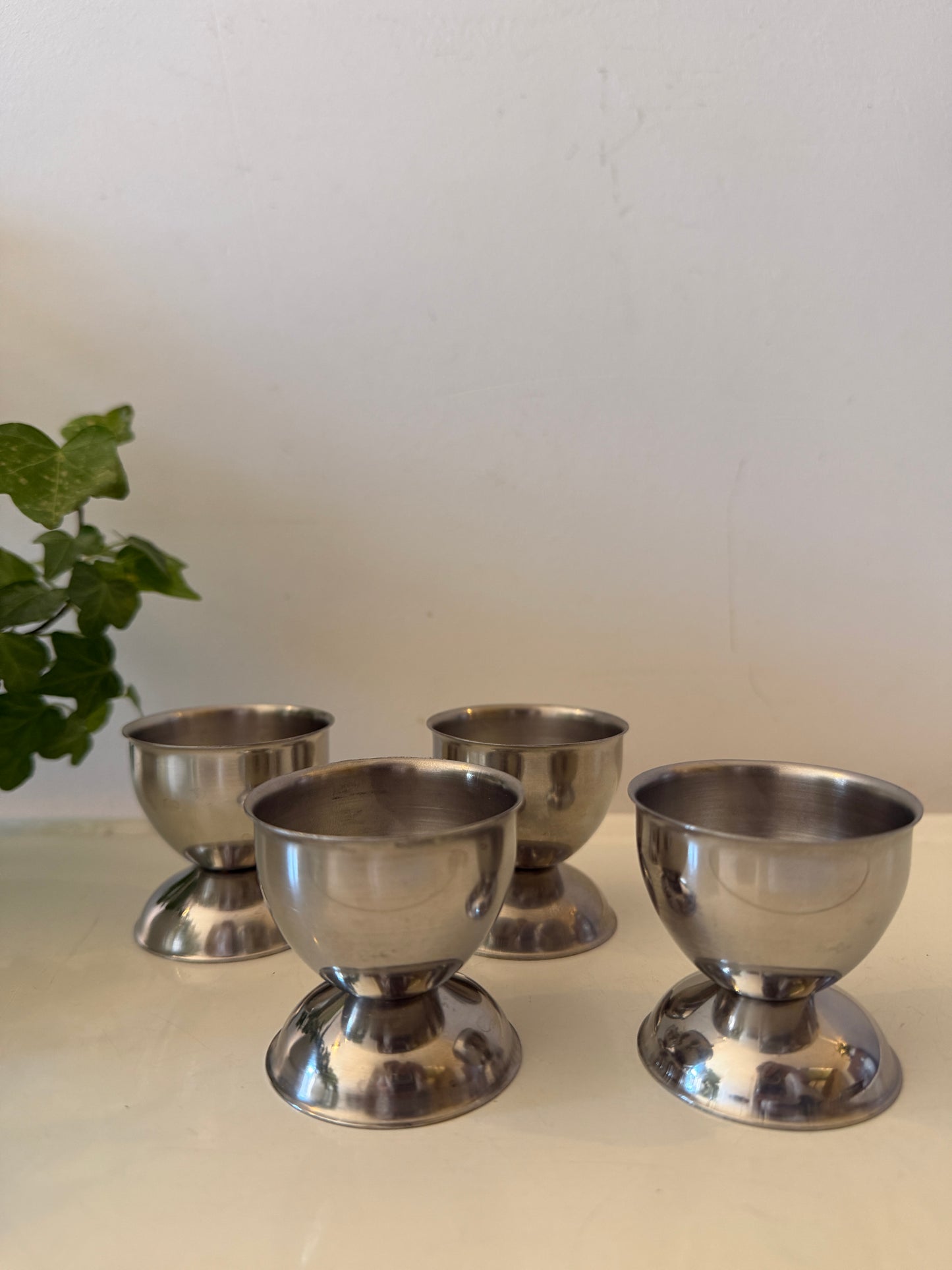 Set van 4 chrome eierdopjes
