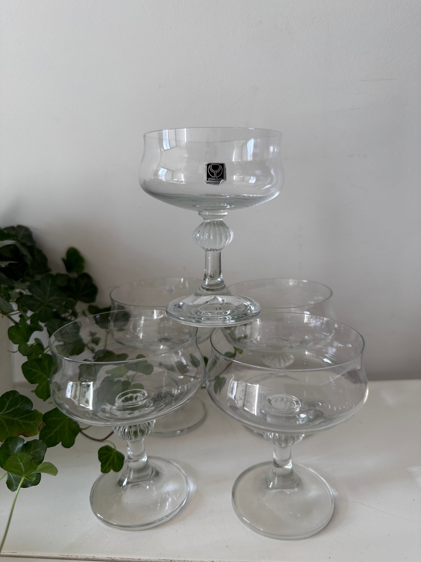 Set van 5 kristallen coupé champagne glazen
