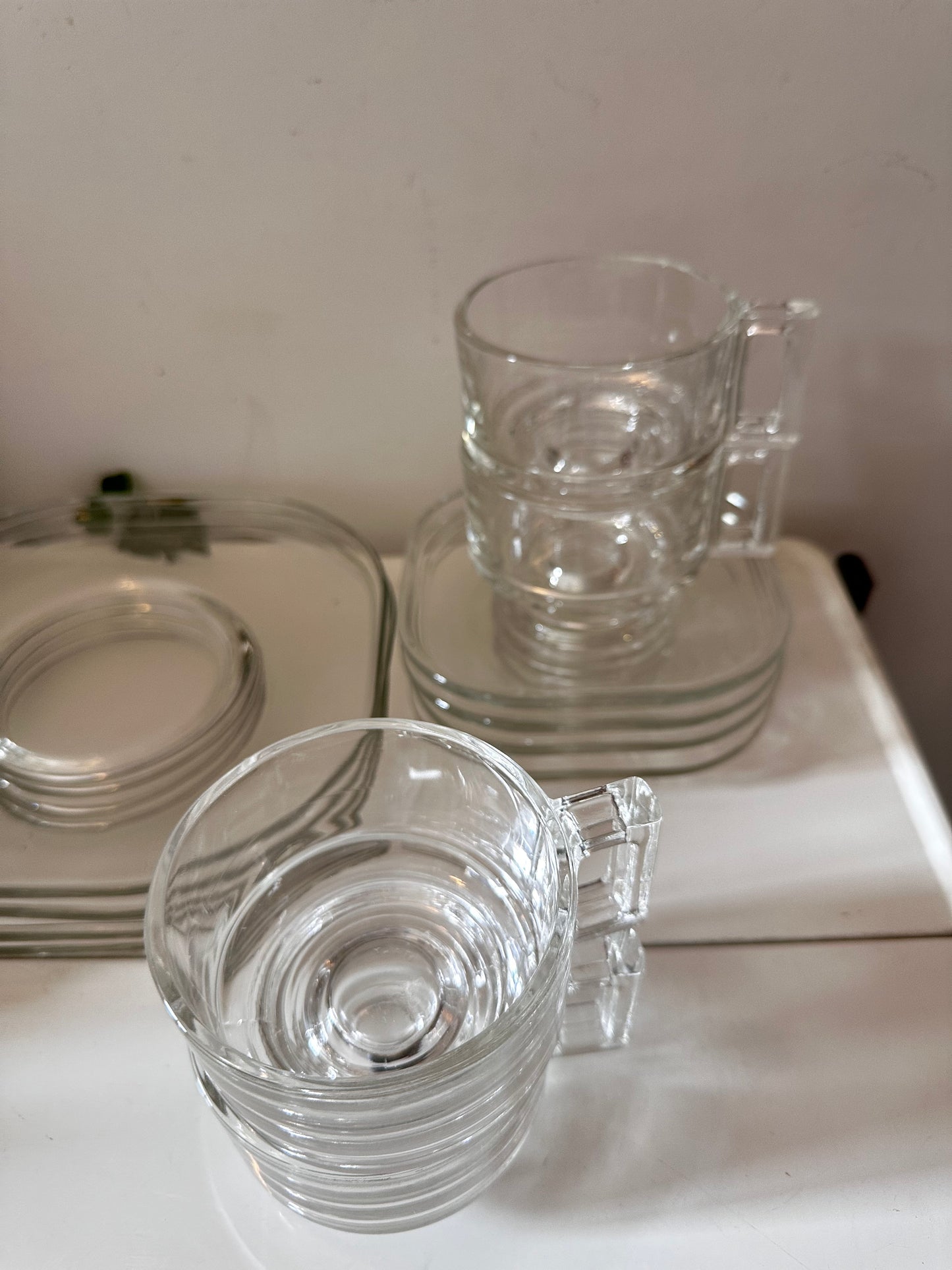 Italiaans design ontbijt set 4 borden en 4 kop en schotels