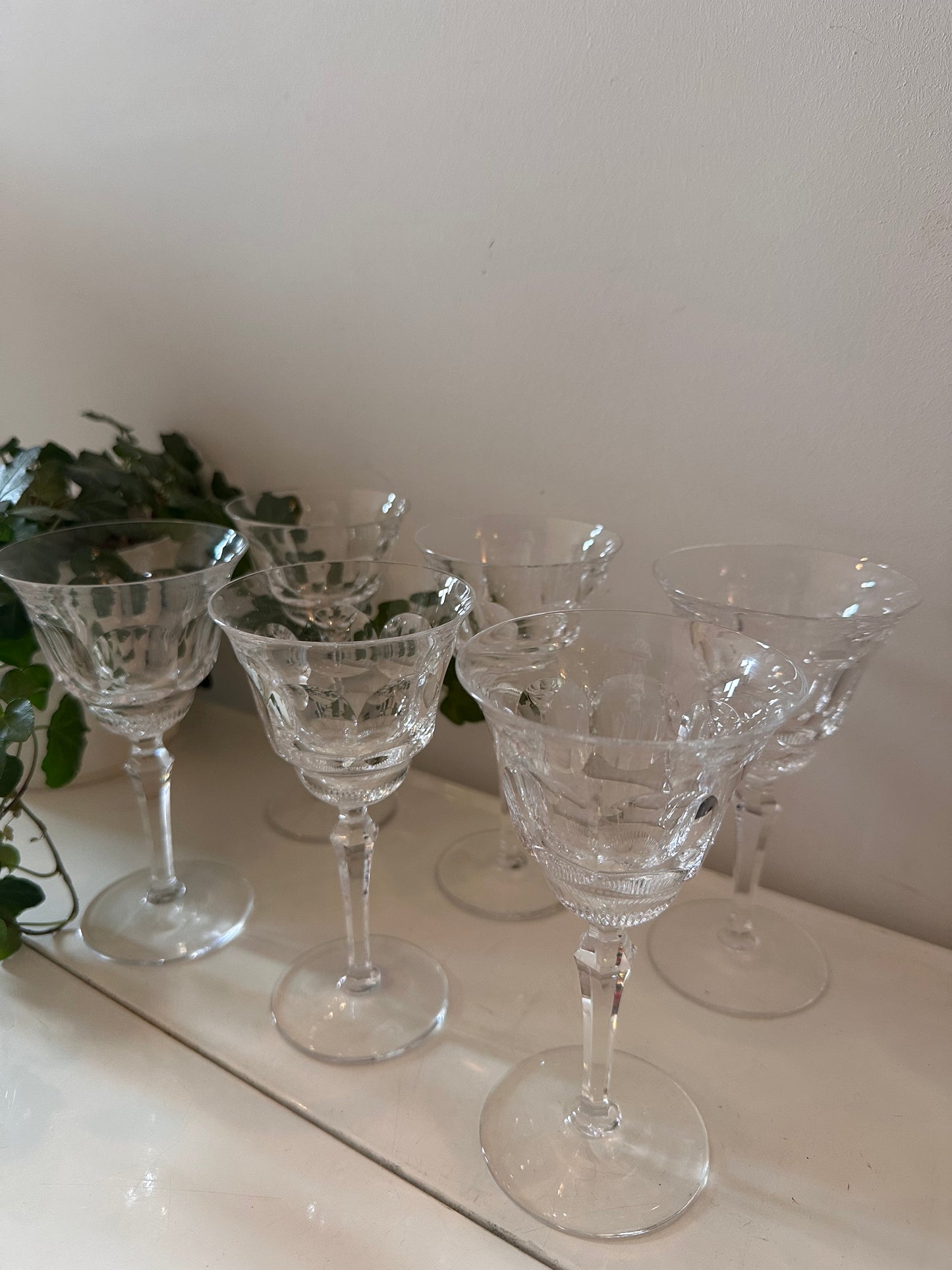 Set van 6 kristallen wijnglazen