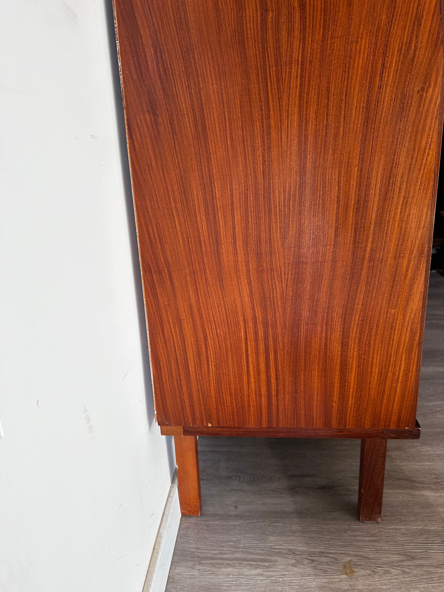 Mid Century High Board kast