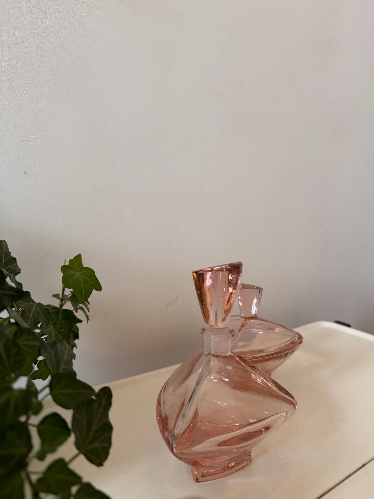 Art Deco set roze glas