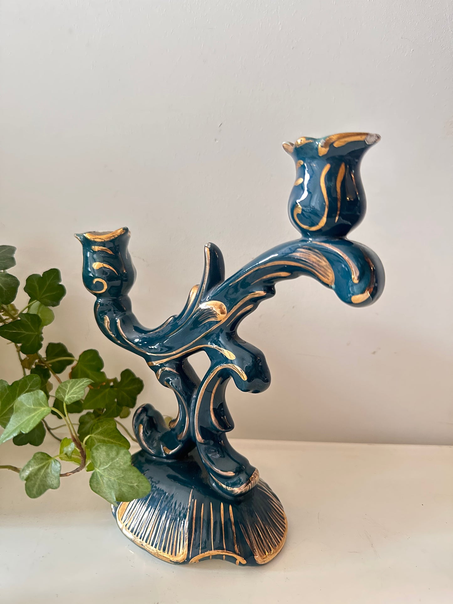 Rococo stijl kandelaar voor 2 kaarsen