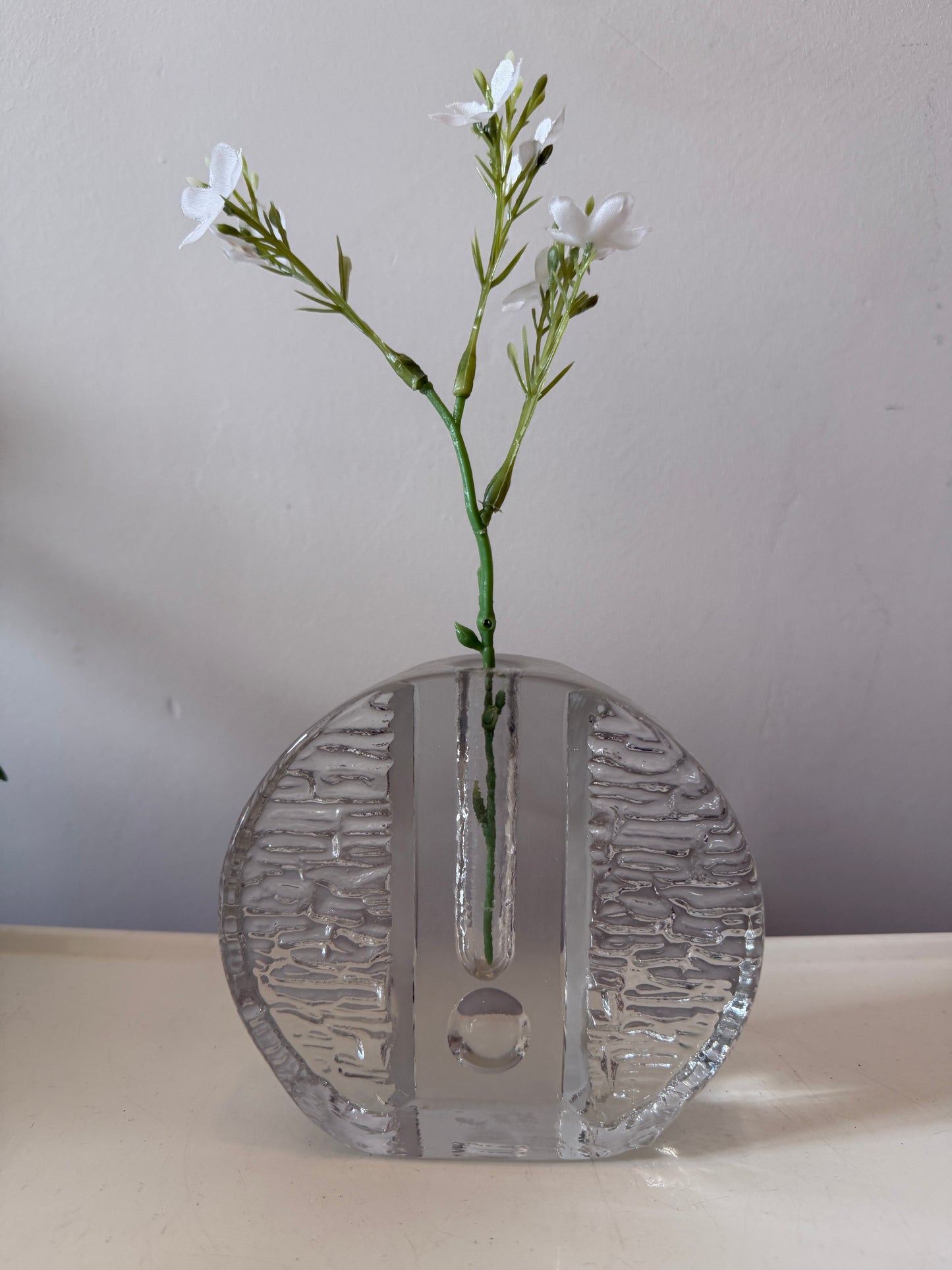 Dik glazen solifleur vaasje