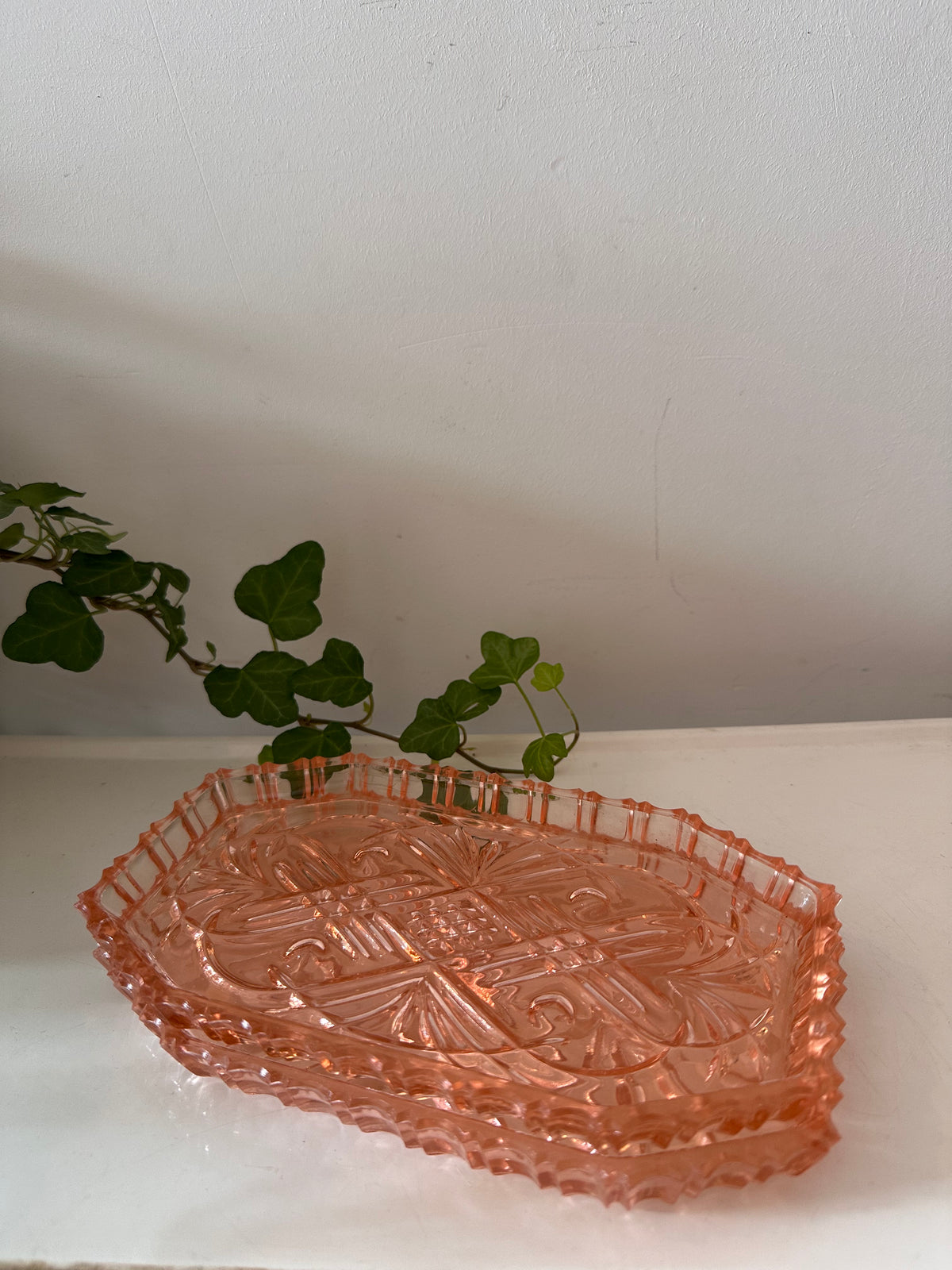 Art Deco schaaltje roze oranje persglas