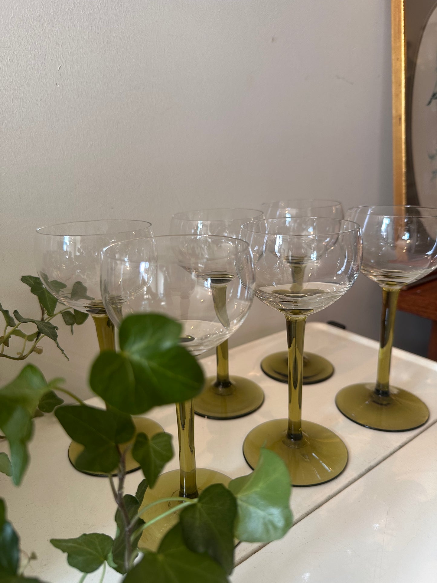 Set van 6 Jaren 70 wijnglazen op groene steel