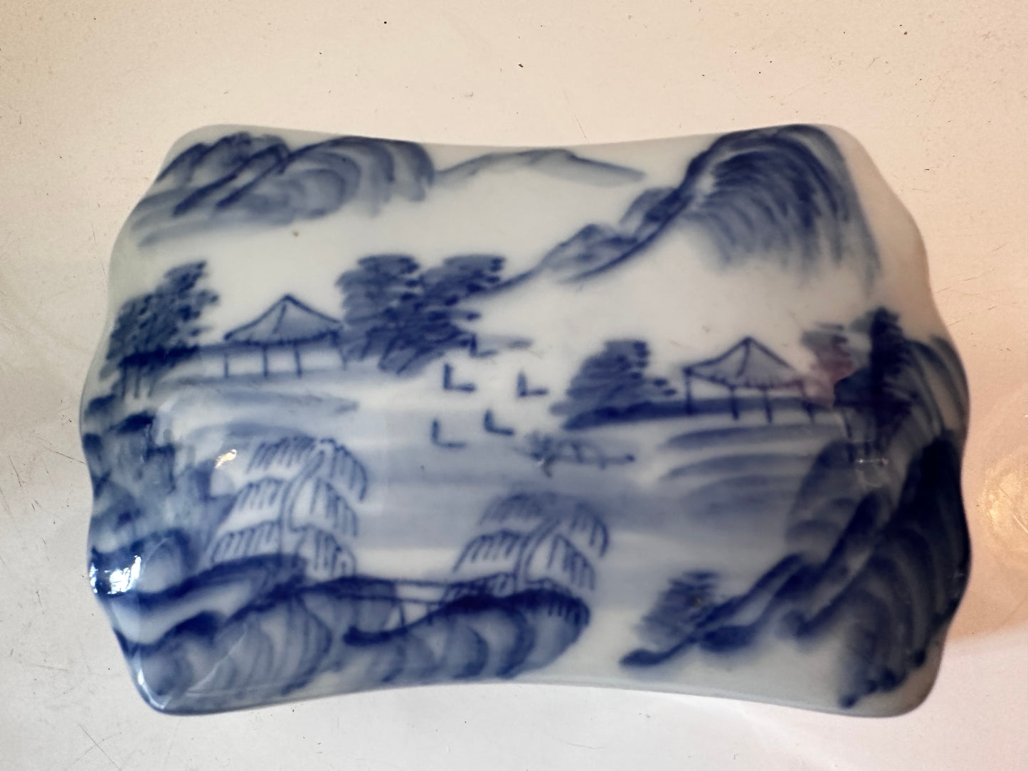 Porselein bewaardoosje