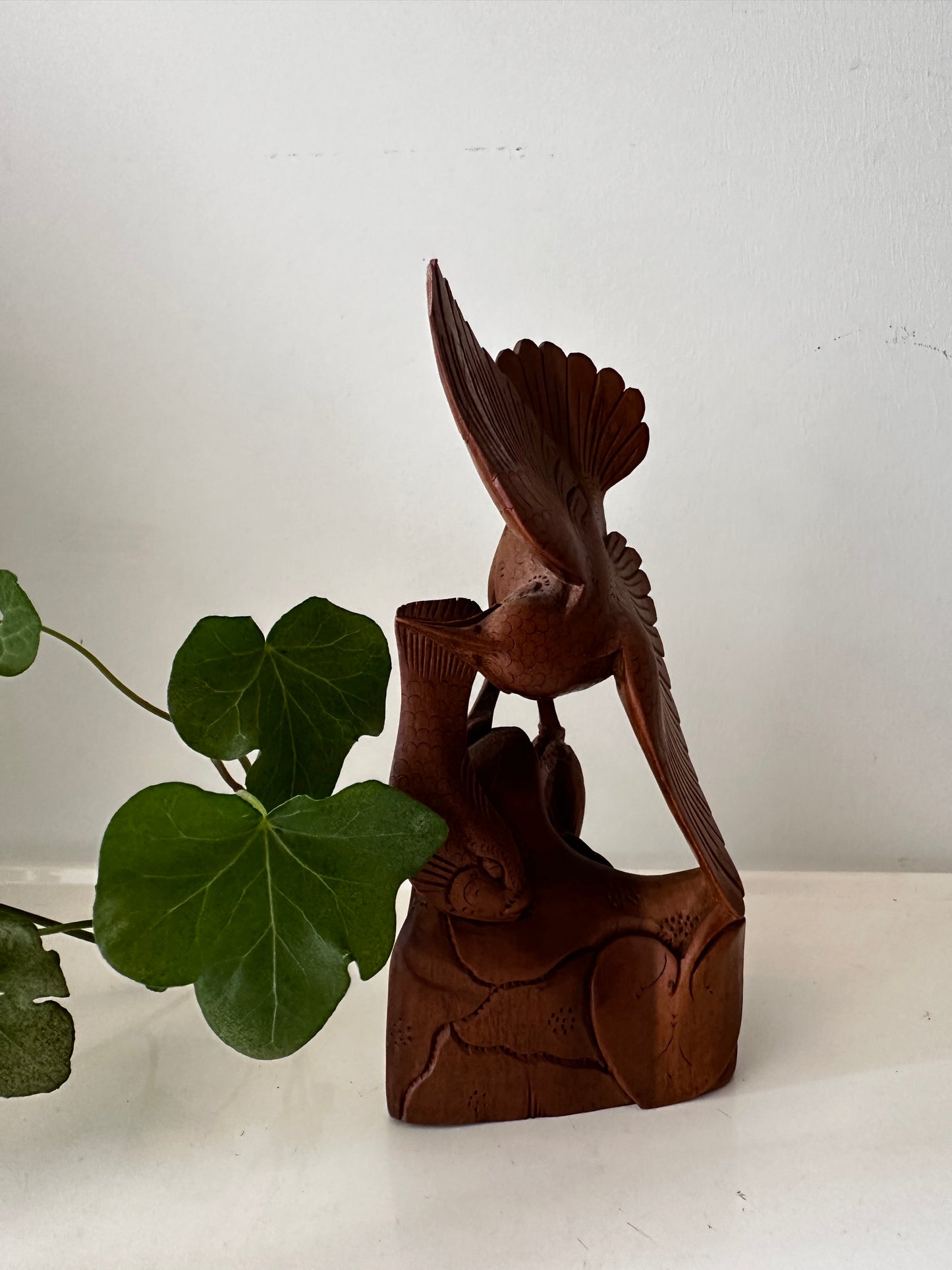 Vintage houten beeldje houtsnijwerk