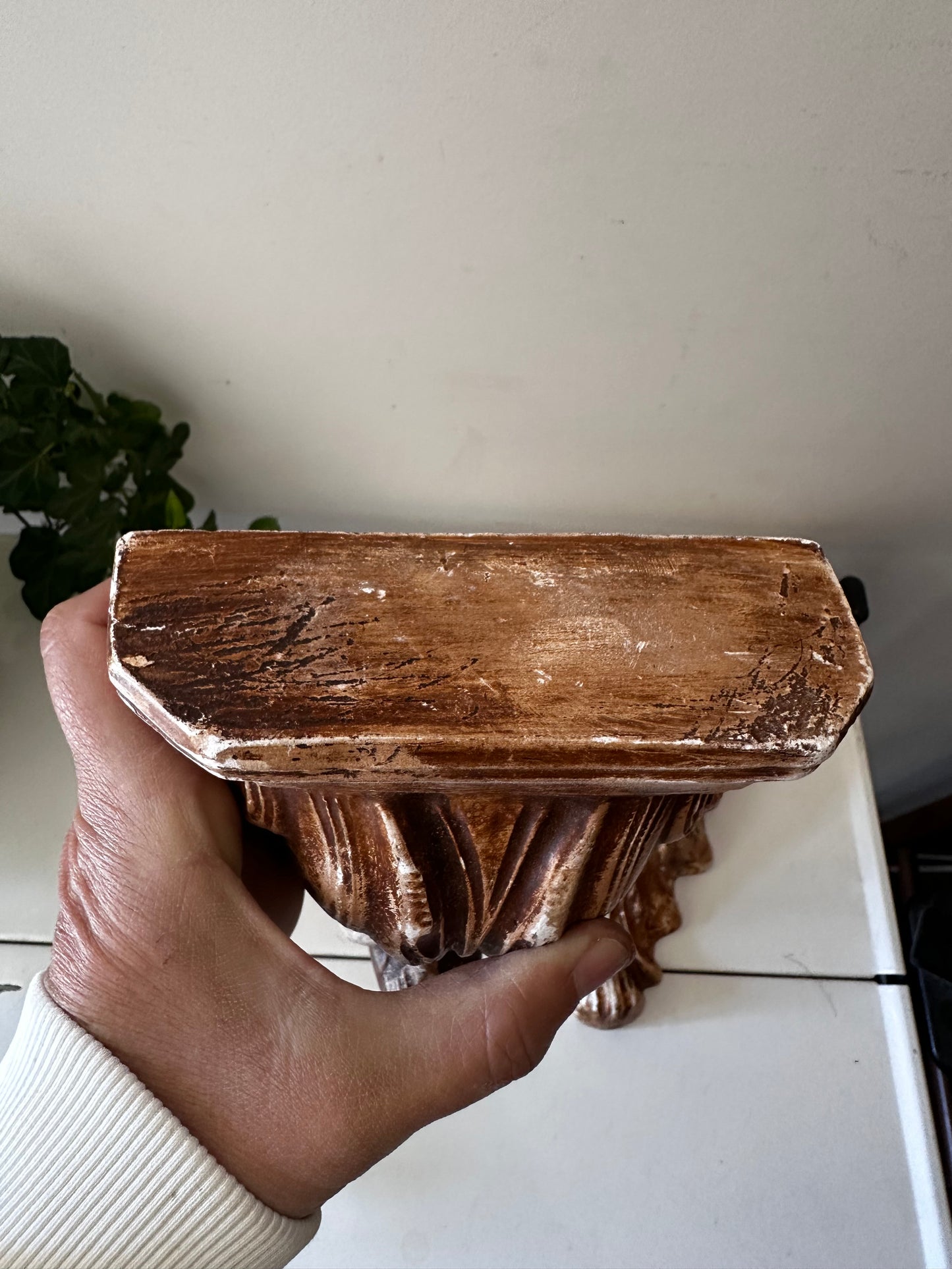 Vintage wand consoles