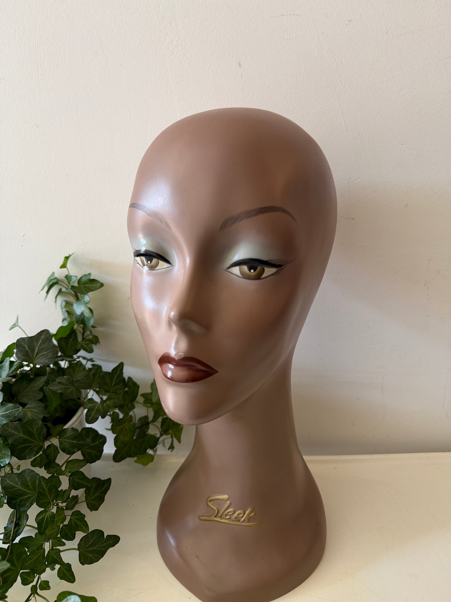 Jaren 60 Sleek Etalagehoofd