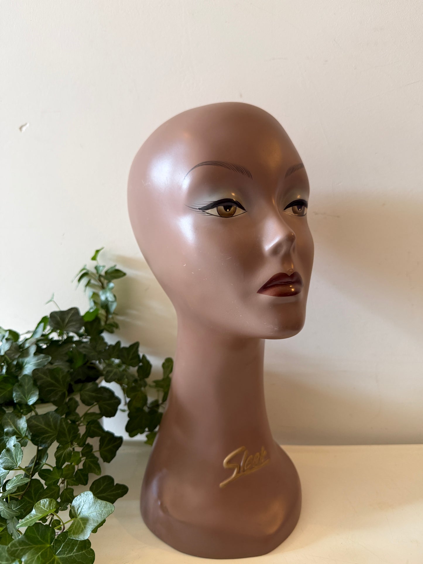 Jaren 60 Sleek Etalagehoofd