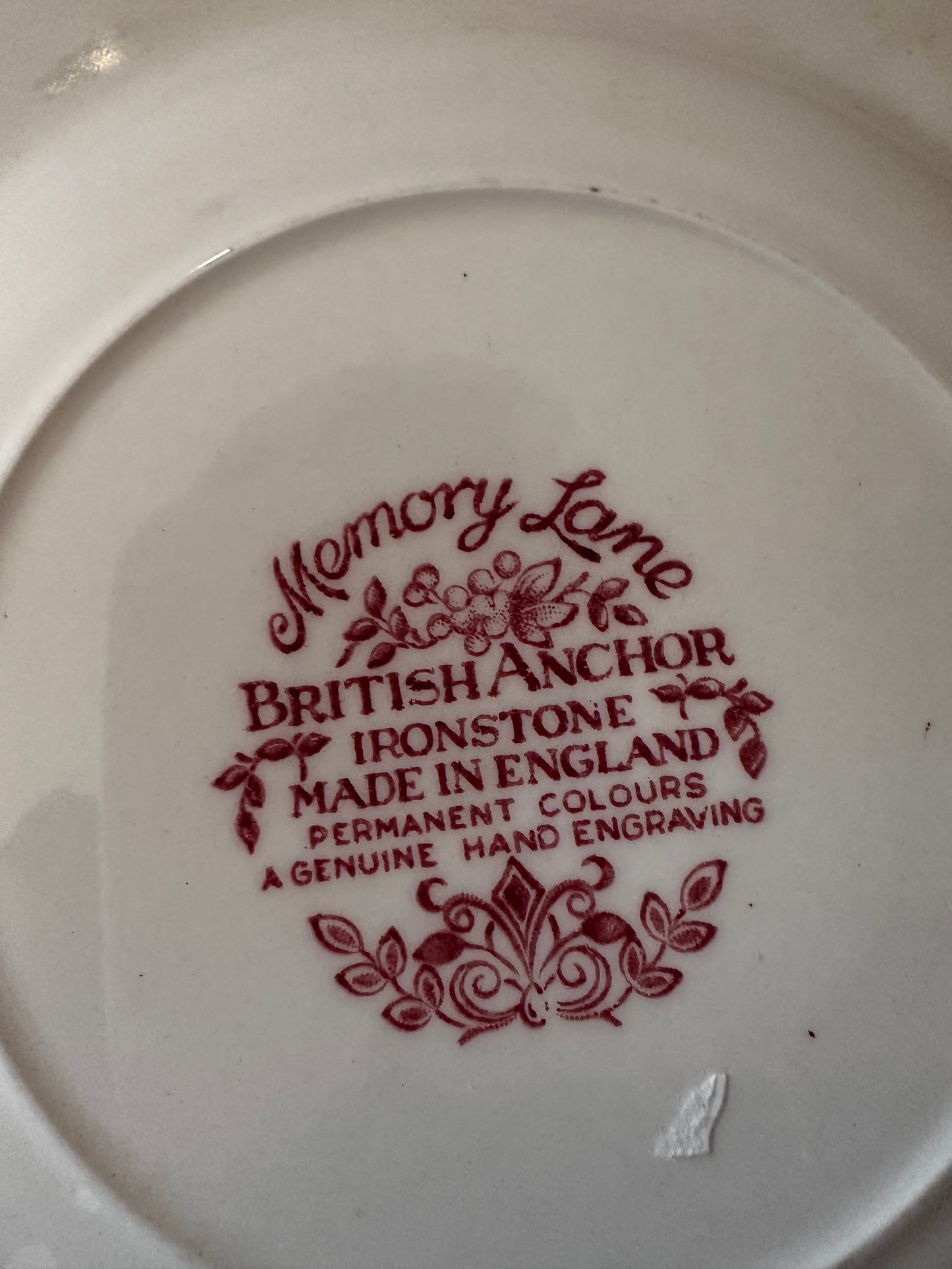 British ankor rood wit porseleinen ontbijtbordjes