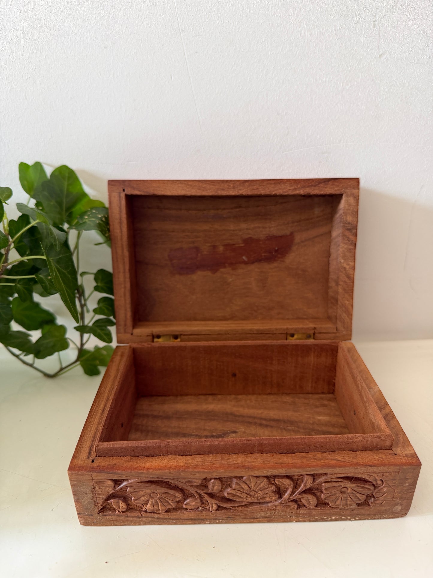 Houten bewaardoosje