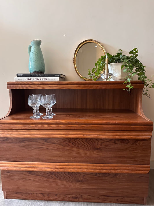 Mid Century lade kast Scandinavisch design