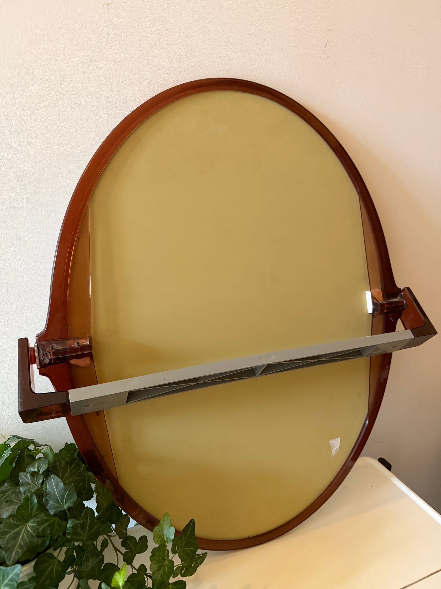 Mid Century Ovale Spiegel