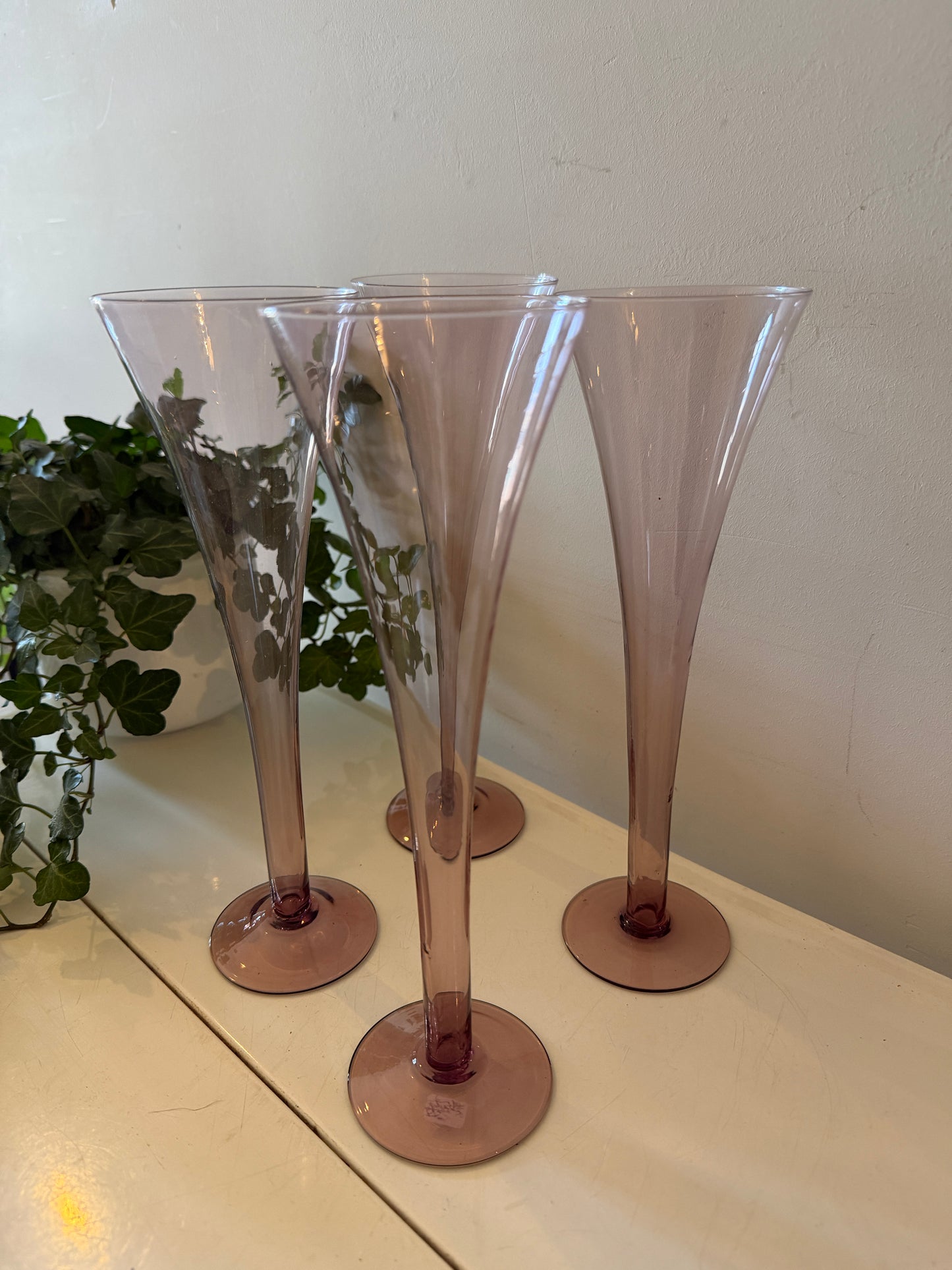Set van 4 Italiaanse amethist flutes