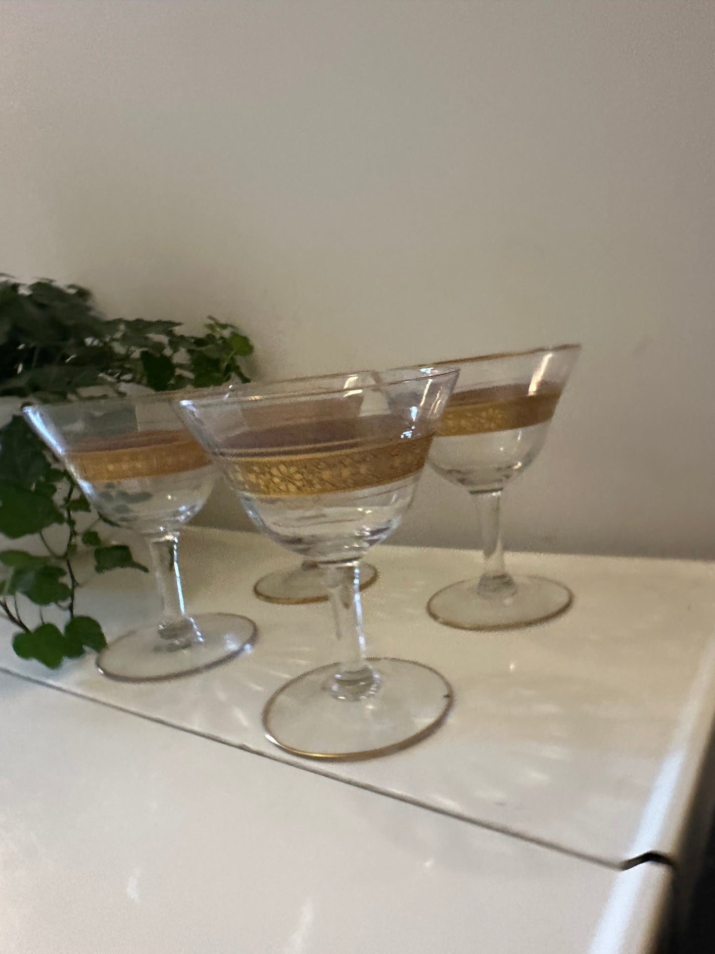 Coupe glazen met gouden rand