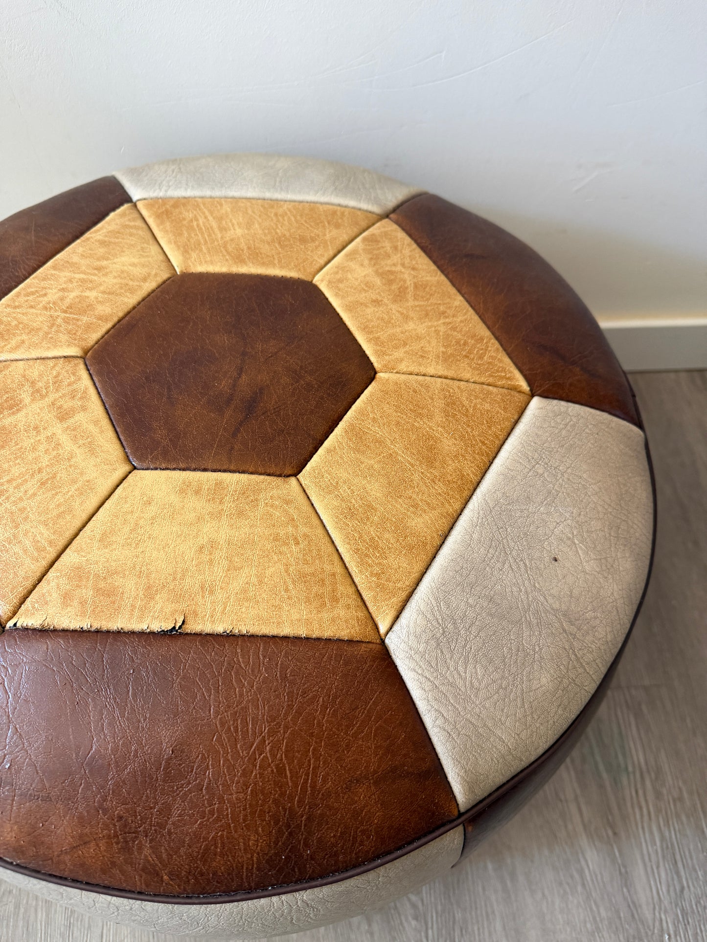 Vintage patchwork poef