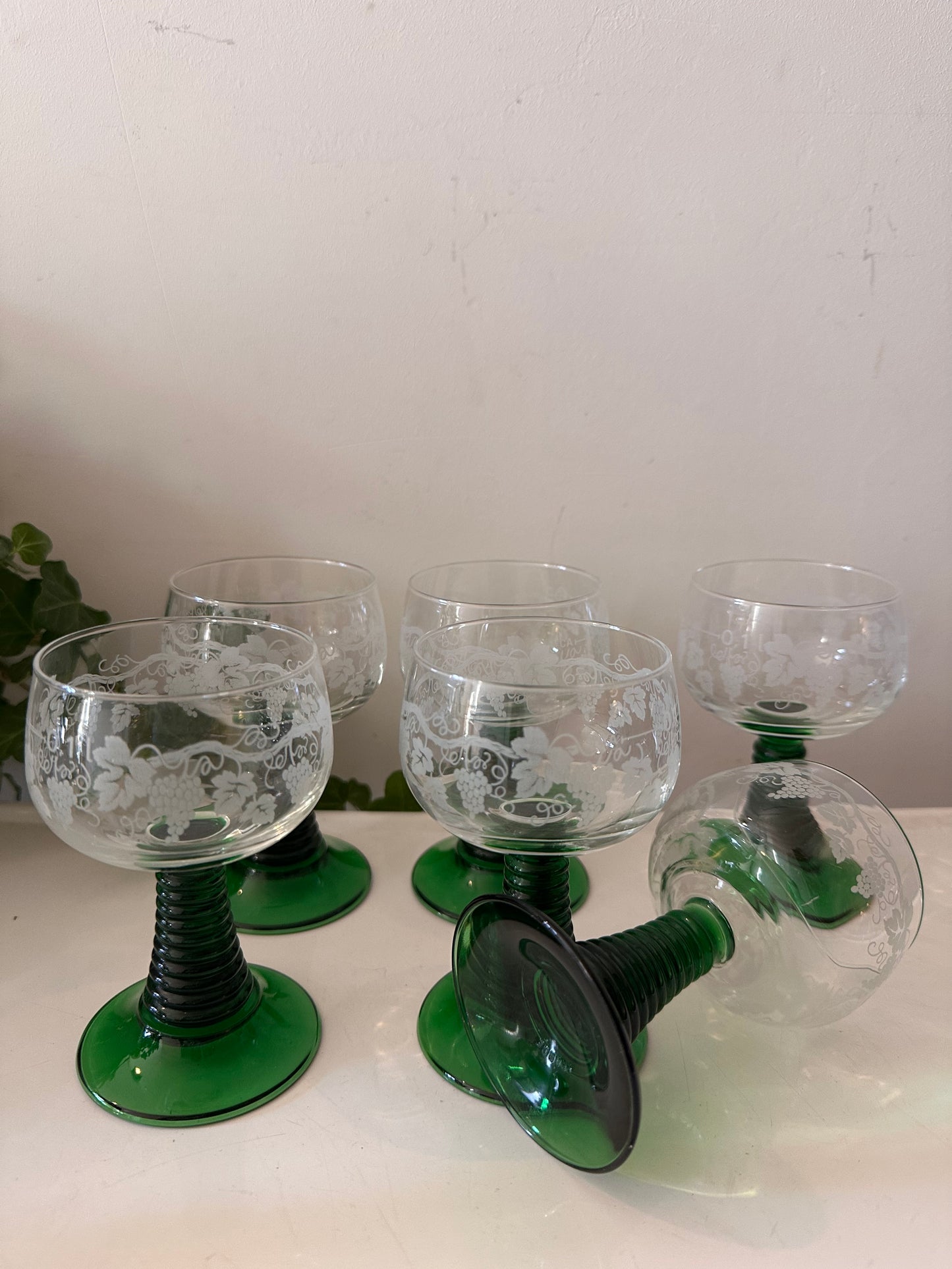 Set van 6 groene Roemer glazen