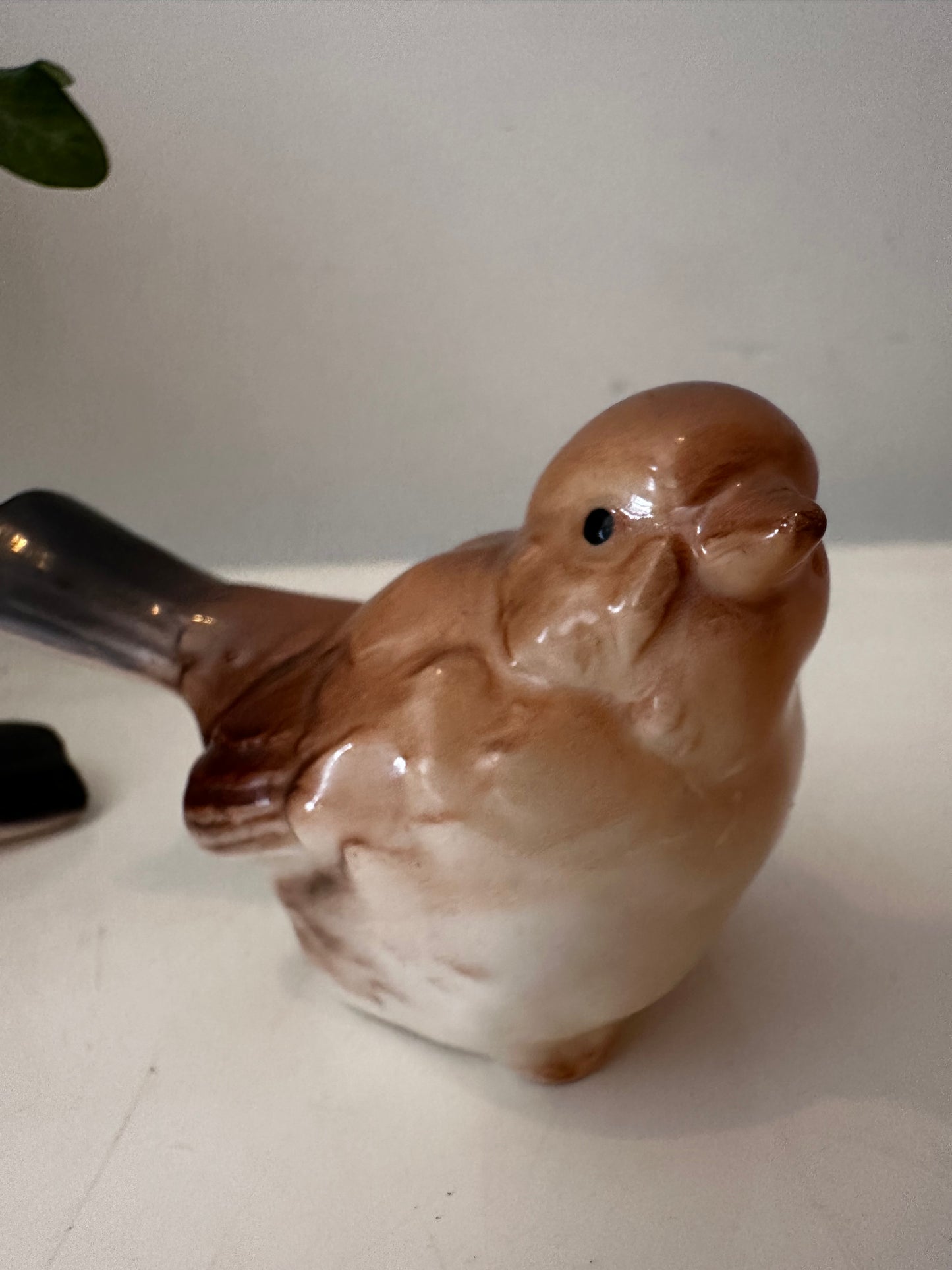 Set van 2 porseleinen vogeltjes