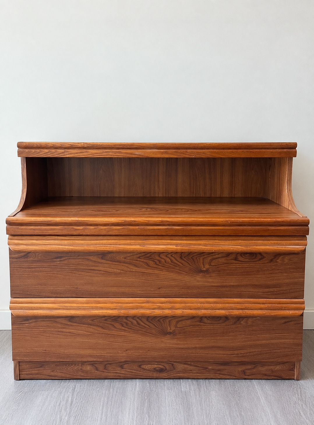 Mid Century lade kast Scandinavisch design