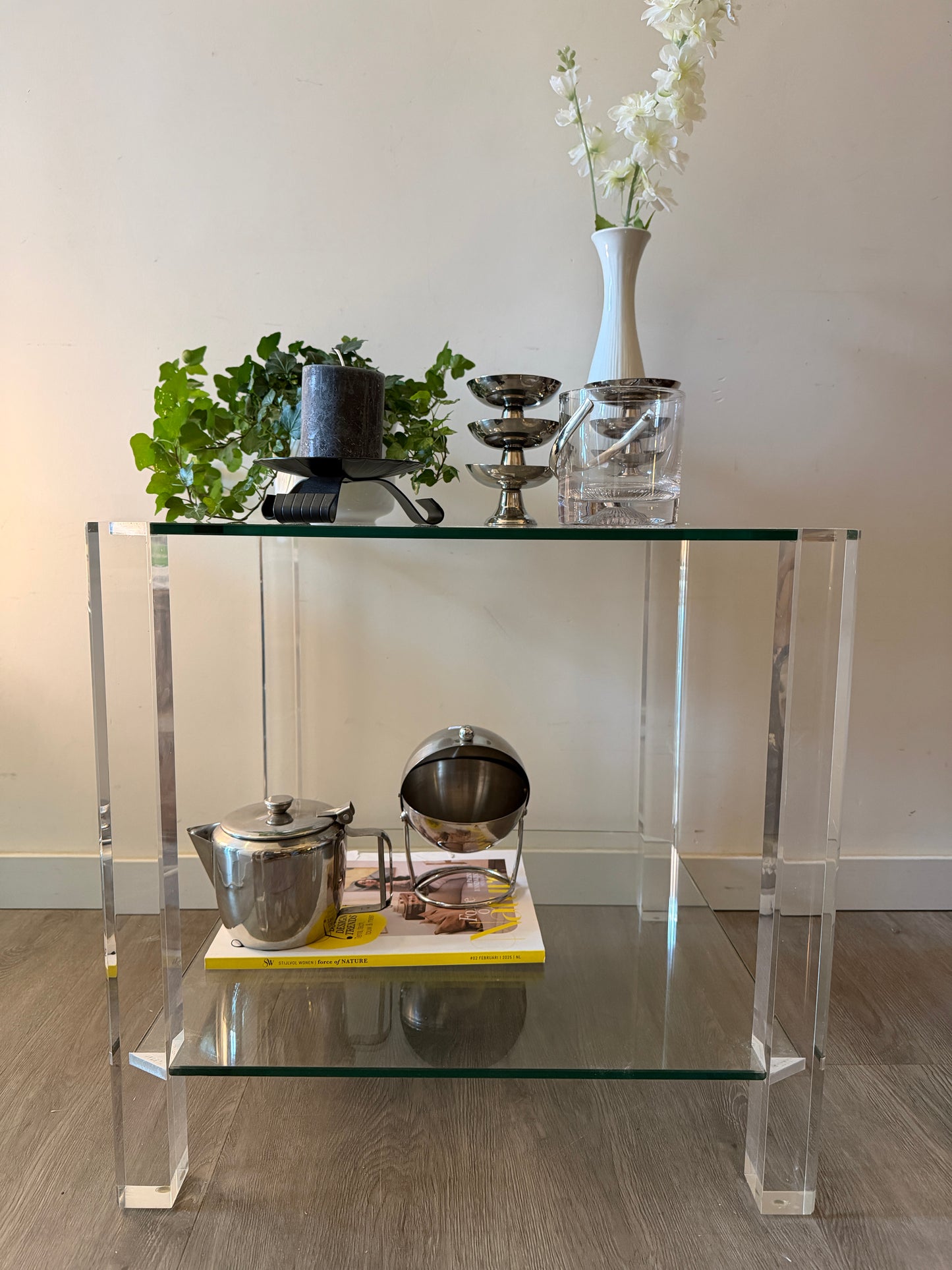 Lucite bijzettafel