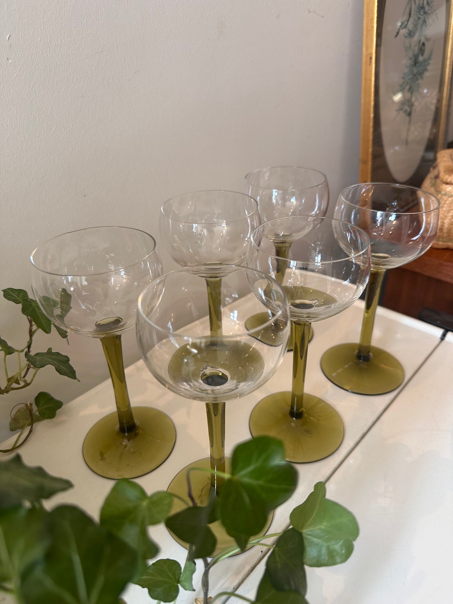 Set van 6 Jaren 70 wijnglazen op groene steel