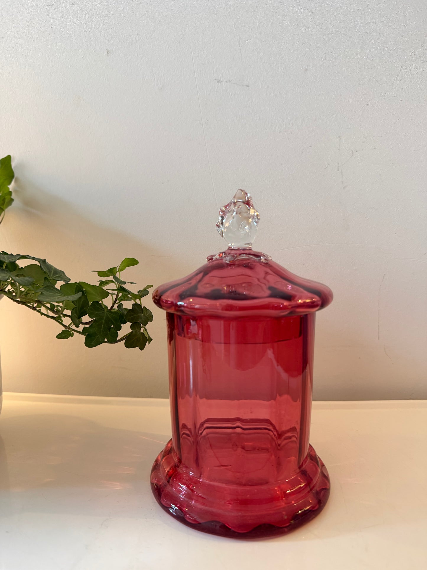 Cranberry glazen bewaarpot