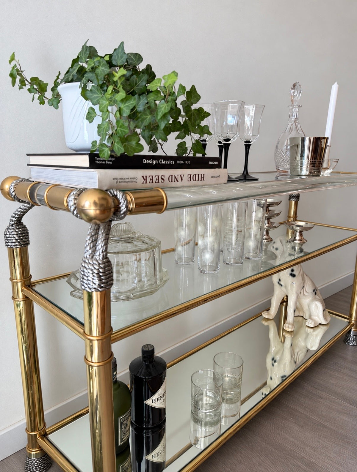 Hollywood Regency sidetable / bar console
