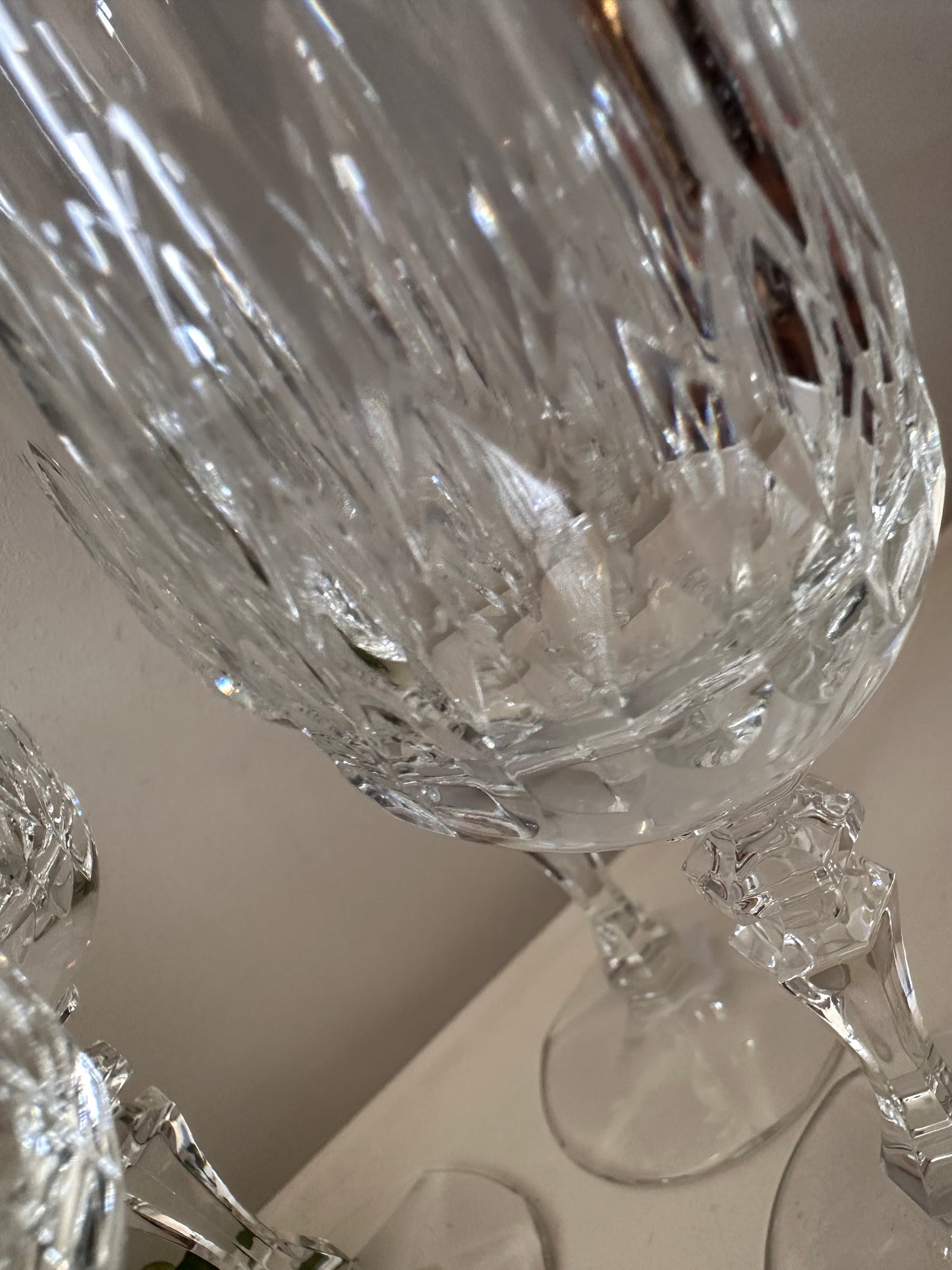 Set van 4 zwaar kristallen flutes