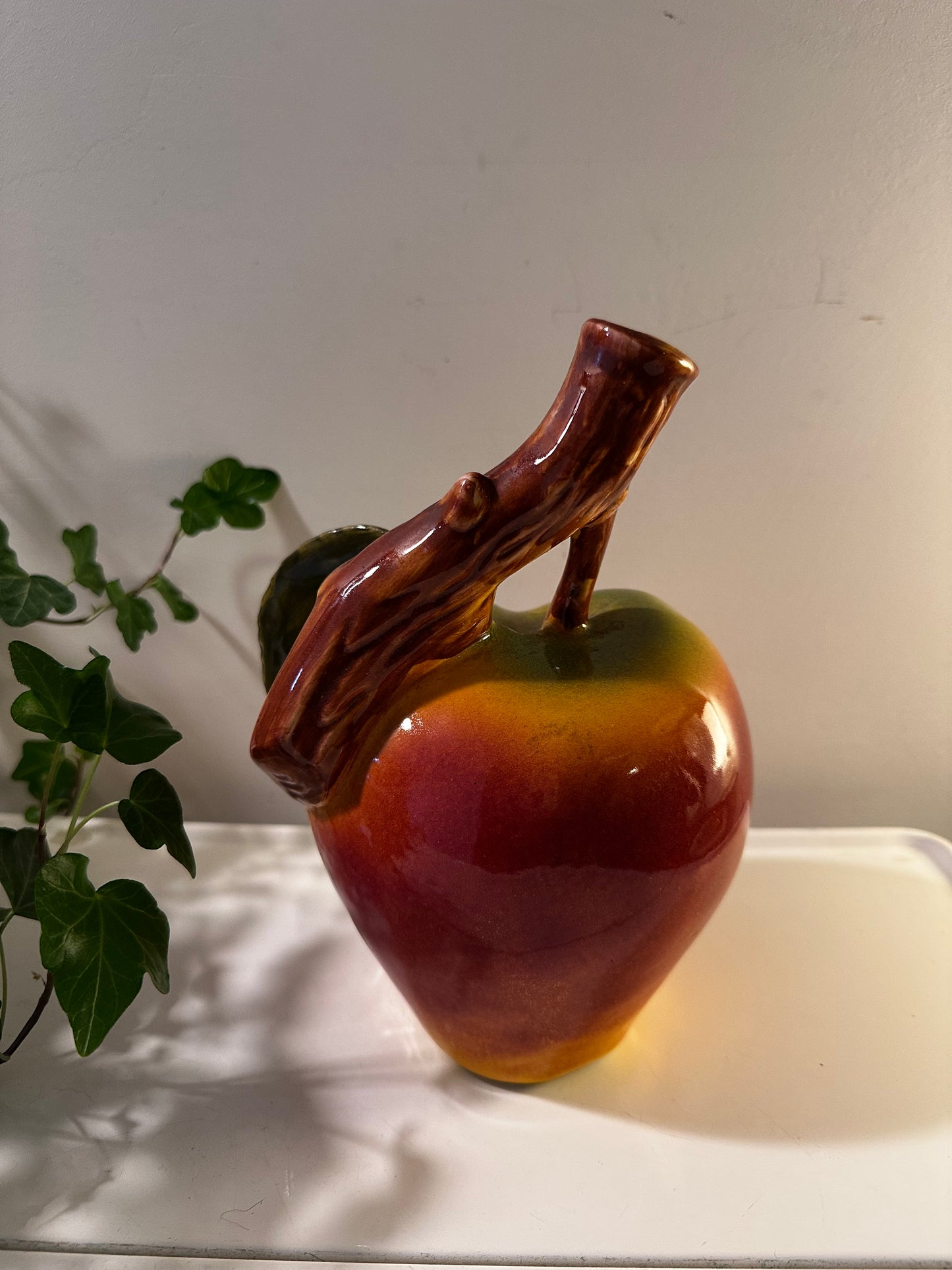 Keramieken vintage kan / vaas vorm appel