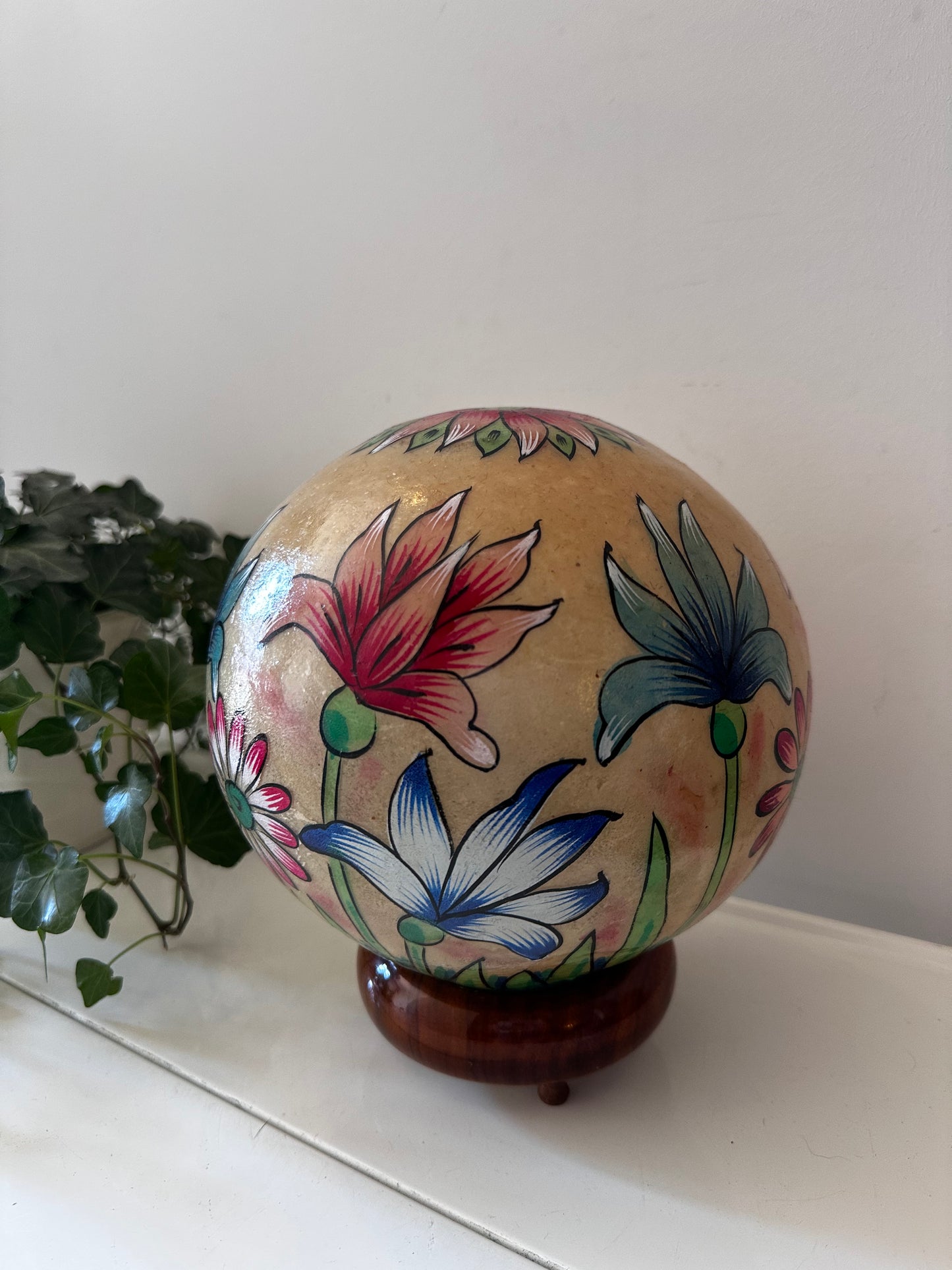 Vintage lamp perkament kamelen huid met bloemenmotief