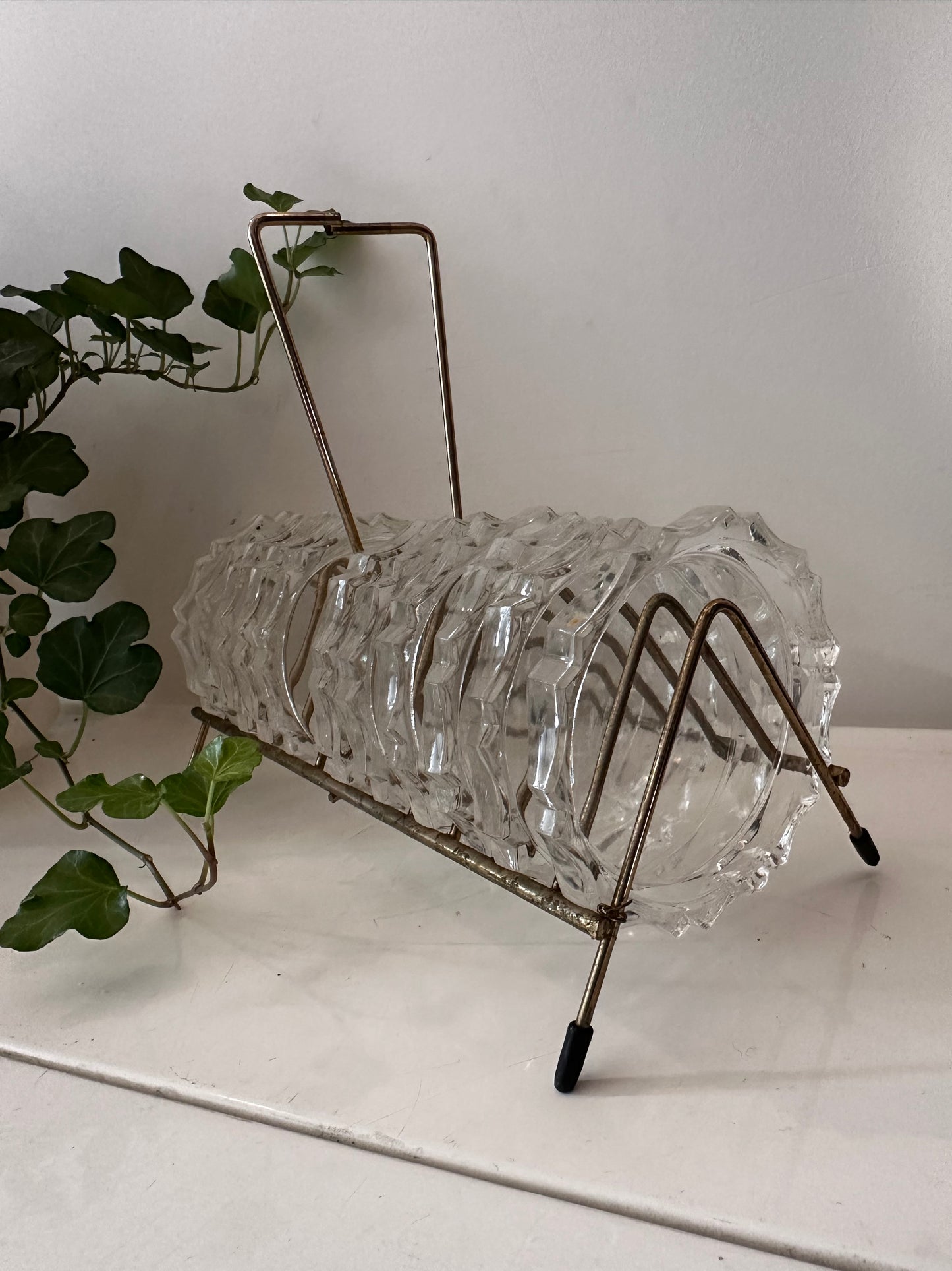 Jaren 60 rekje met onderzetters