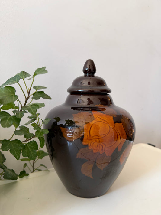 Keramiek bruine dekselpot