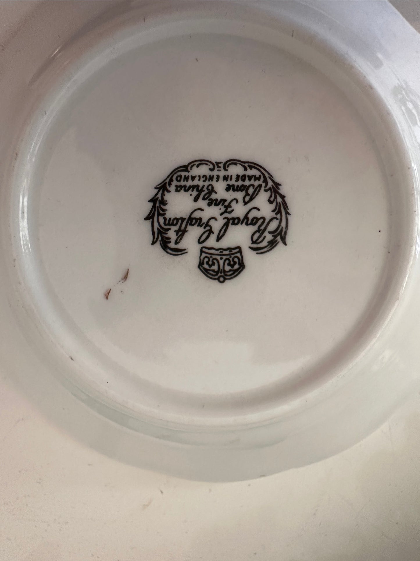 Engels schaaltje met rozenprint