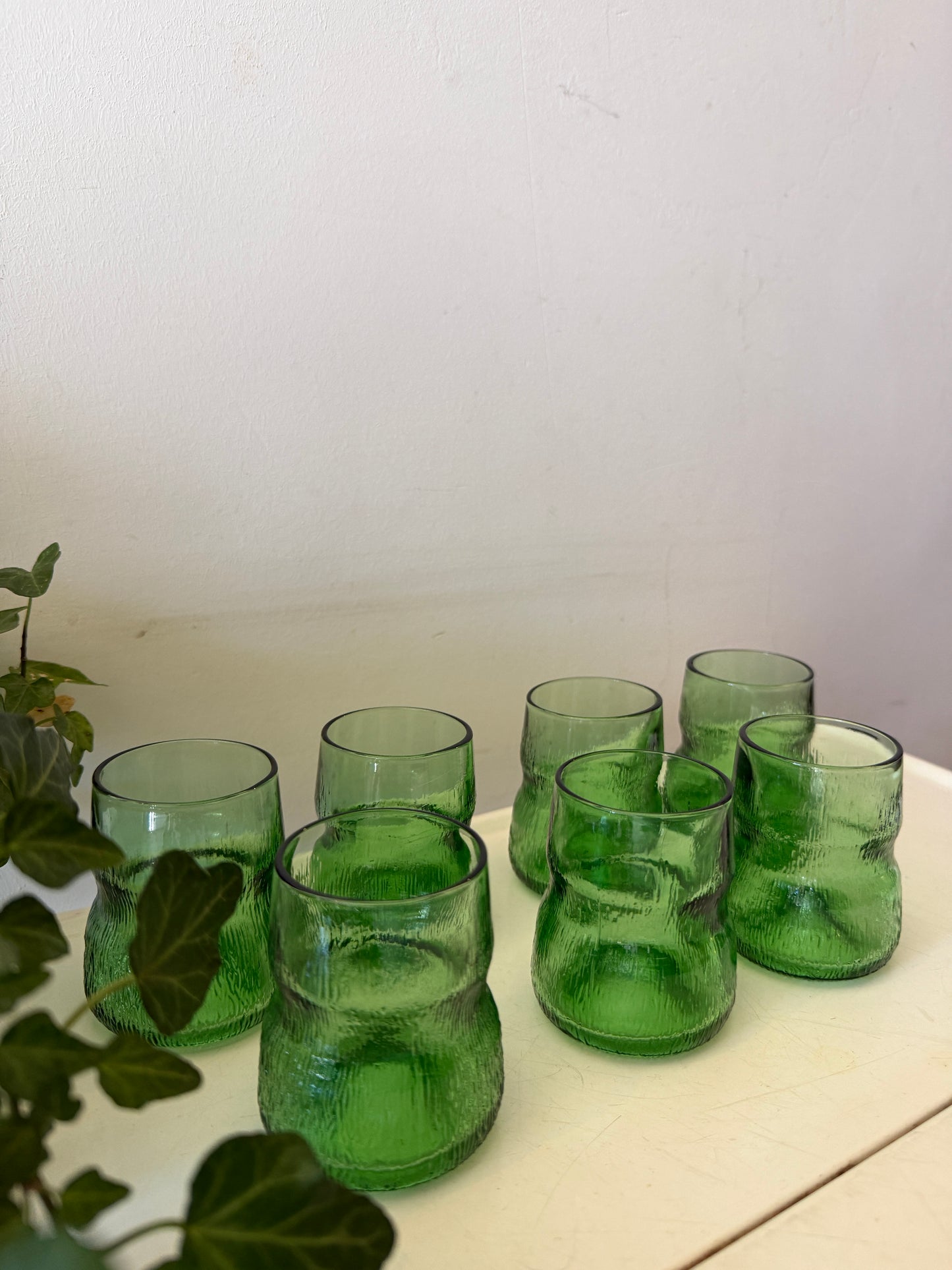 Set van 7 Amaro Averna smaragdgroene glazen
