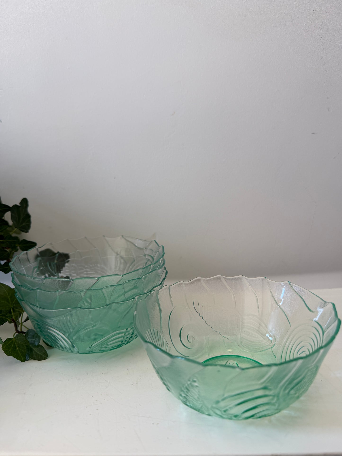 Set van 4 schaaltjes groen glas