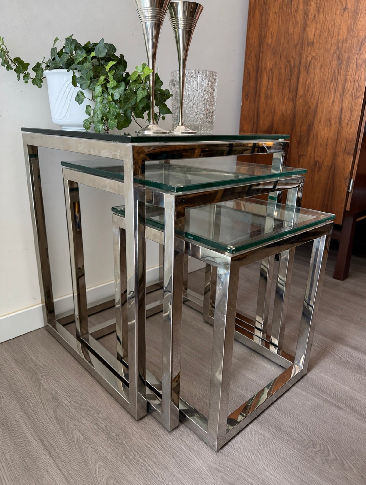 Chrome Mimi set mid century Scandinavisch design bijzettafeltjes