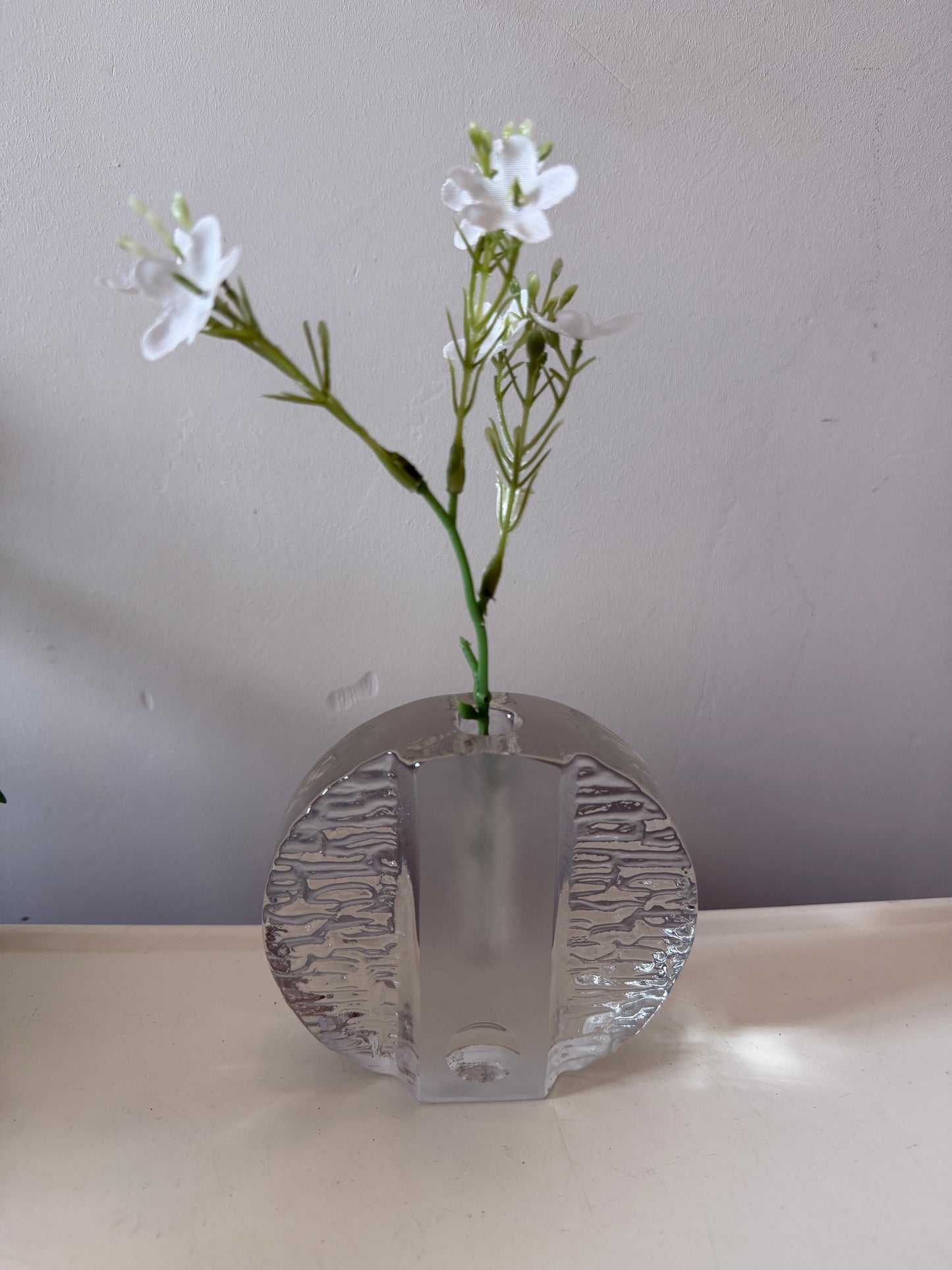 Dik glazen solifleur vaasje