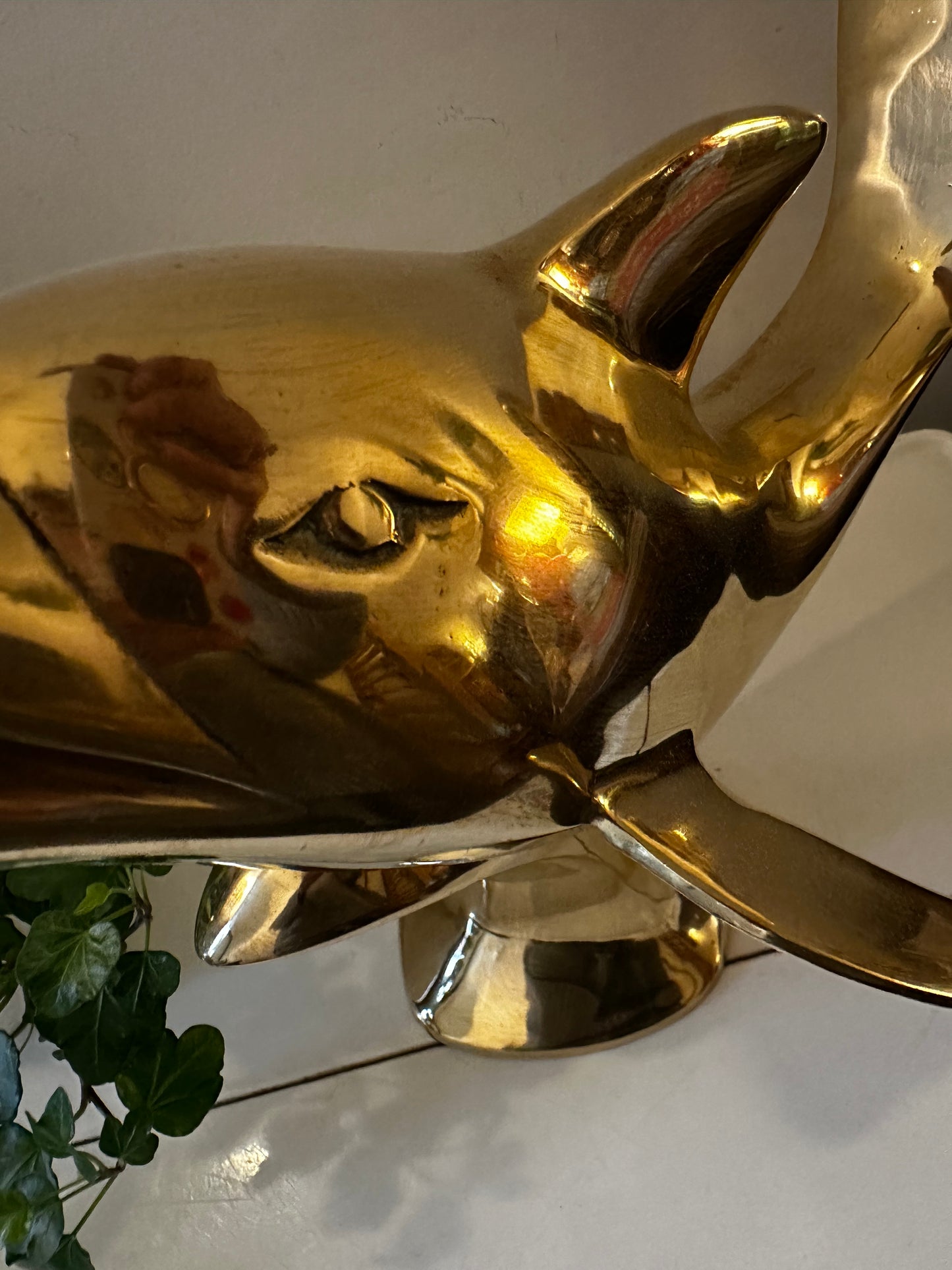 Groot messing beeld van dolfijn Mid Centruy